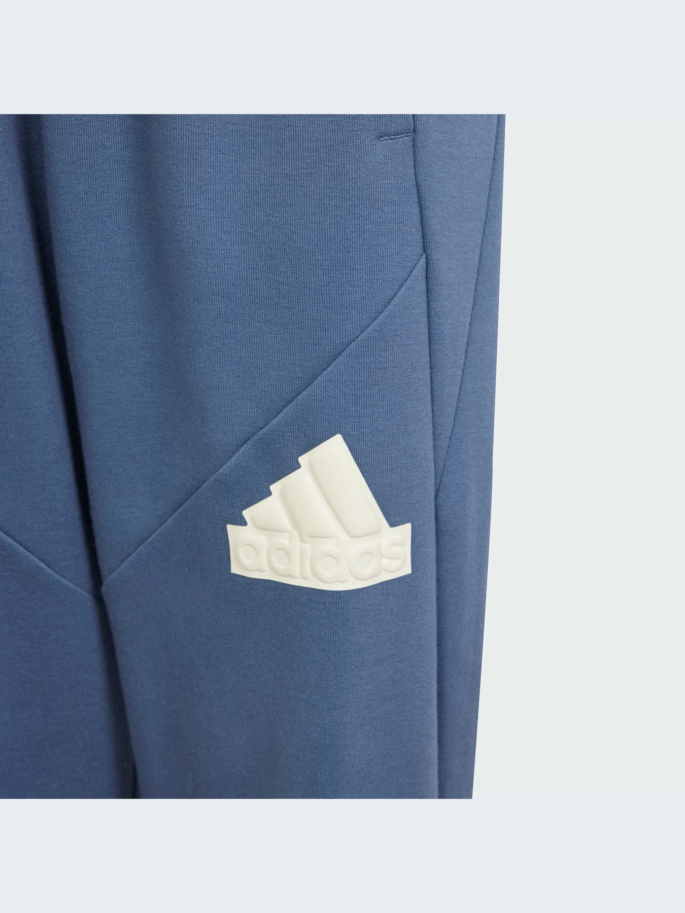 Брюки Adidas Культовые силуэты модель IS4395 Фото