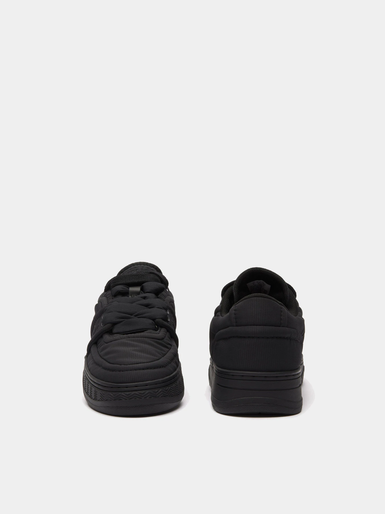 Кроссовки Lacoste L001 модель 746SFA004802H Кроссовки Lacoste L001 модель 746SFA004802H Фото
