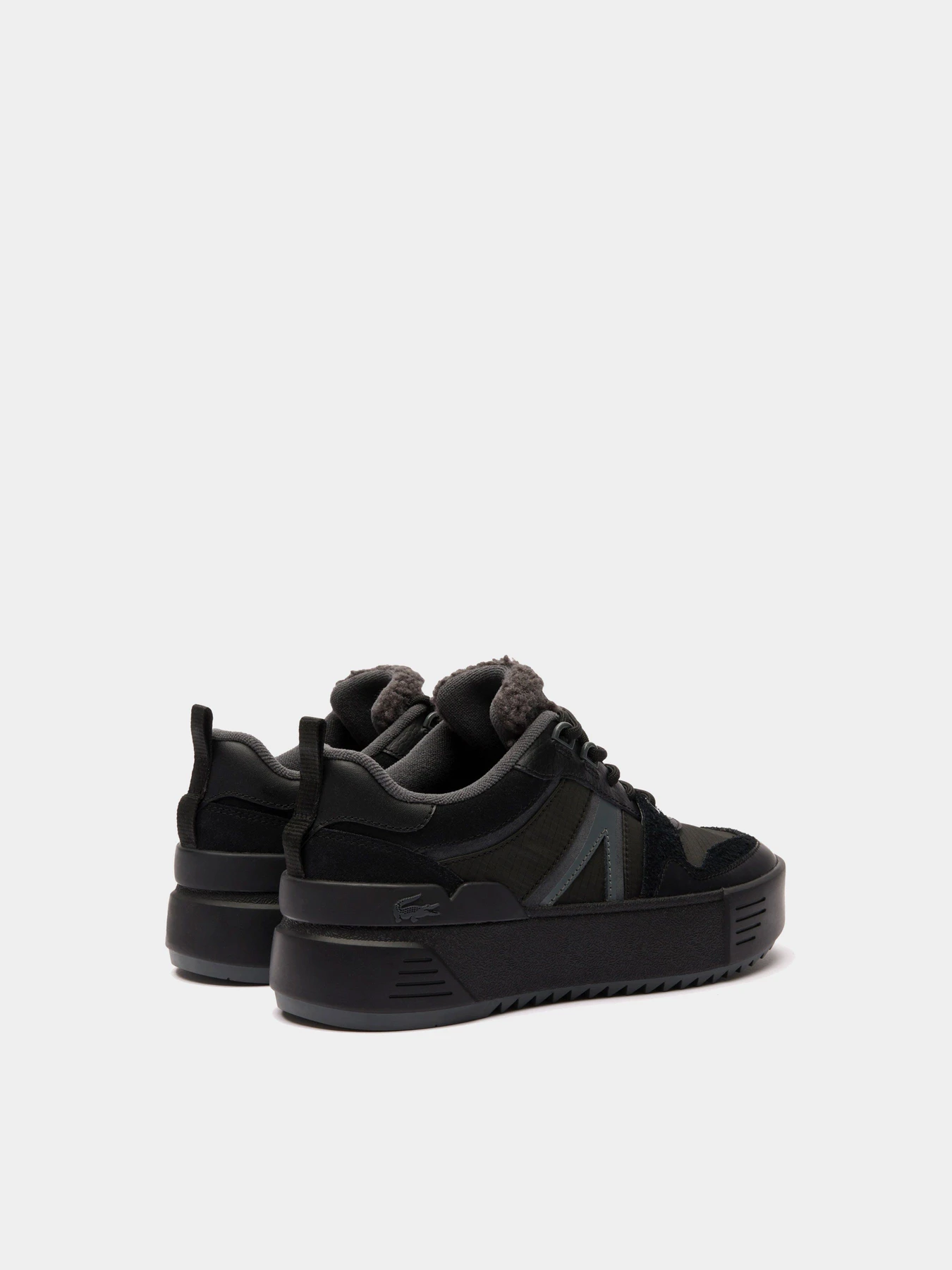 Кроссовки Lacoste L002 модель 746SFA007002H Кроссовки Lacoste L002 модель 746SFA007002H Фото