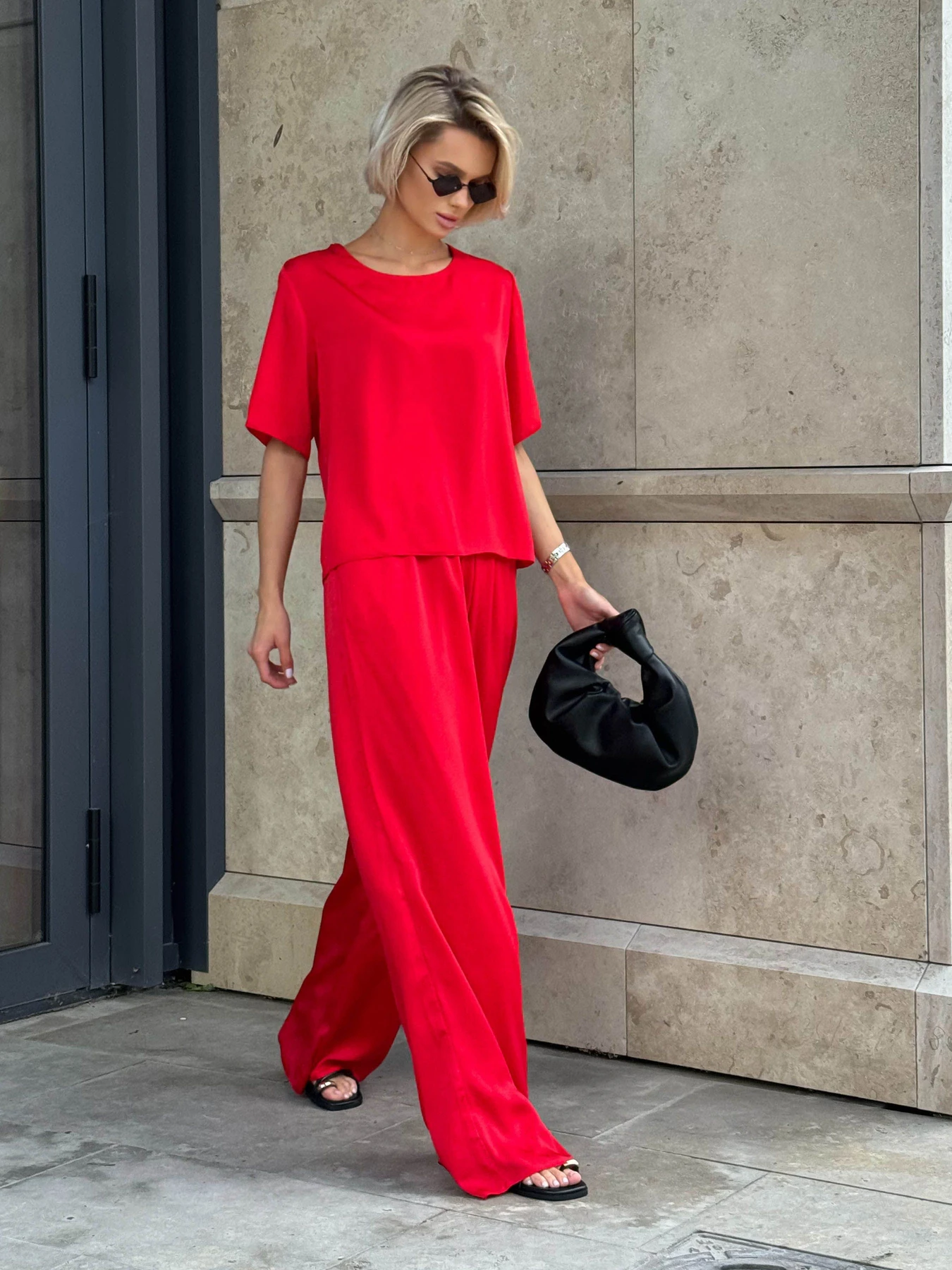 Костюмы Jadone Fashion модель Kapriz_Vir_chervonyy Костюмы Jadone Fashion модель Kapriz_Vir_chervonyy Фото