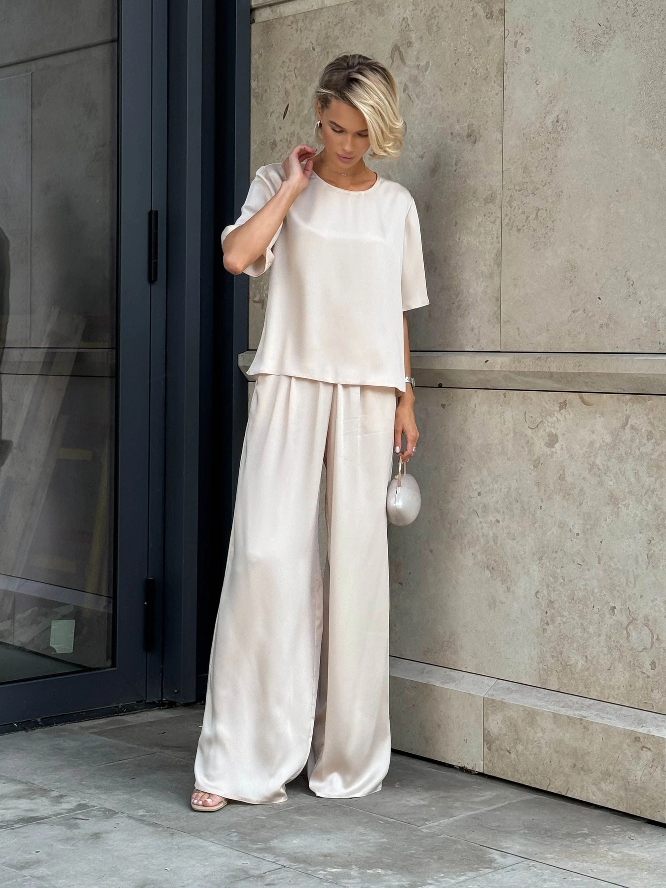 Костюмы Jadone Fashion модель Kapriz_Vir_bej Костюмы Jadone Fashion модель Kapriz_Vir_bej Фото
