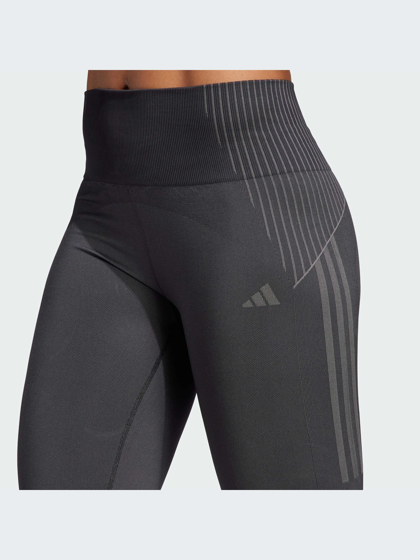 Брюки Adidas модель IA7165 Брюки Adidas модель IA7165 Фото