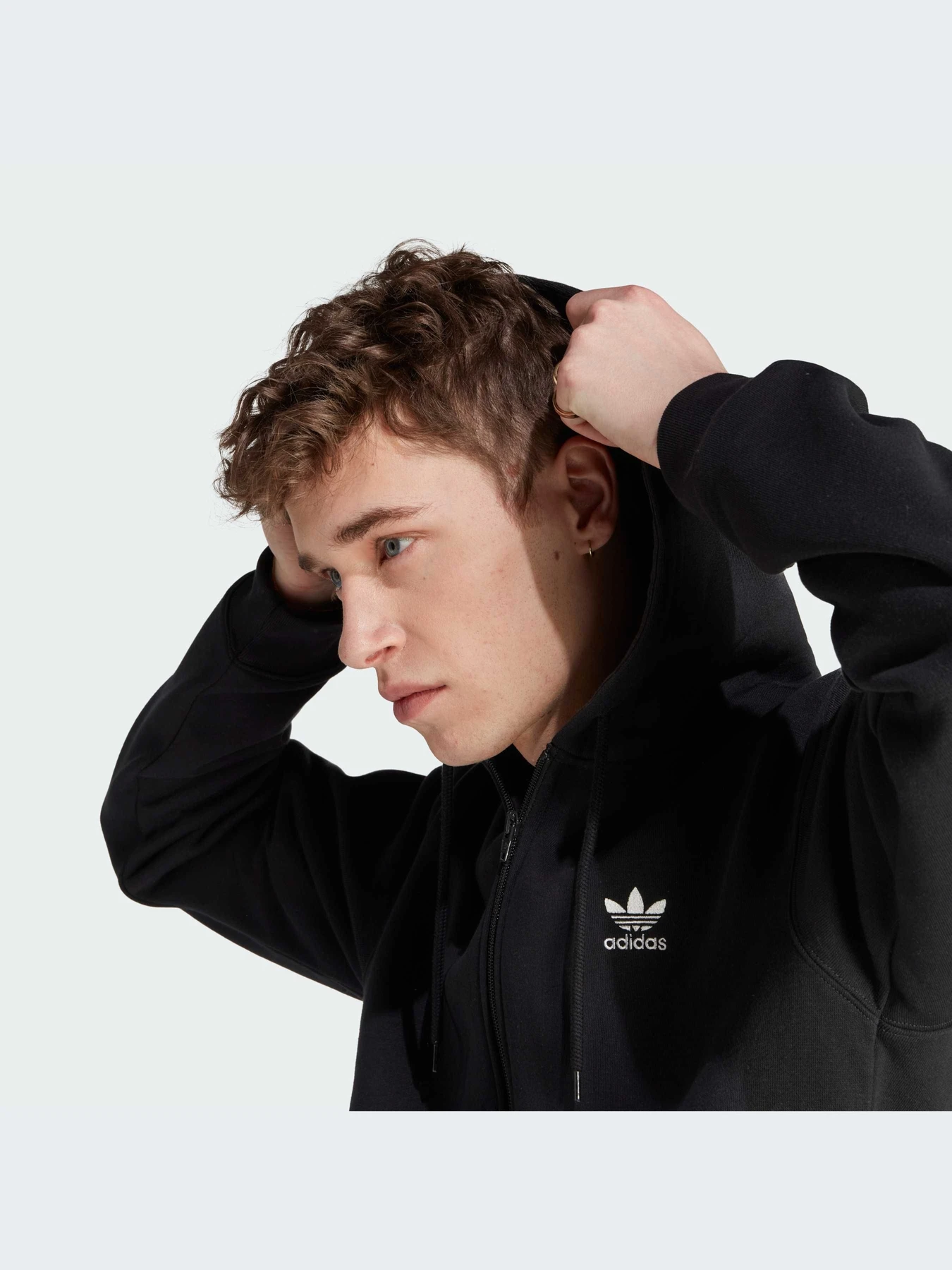 Худи и свитшоты Adidas модель IL2511 Фото