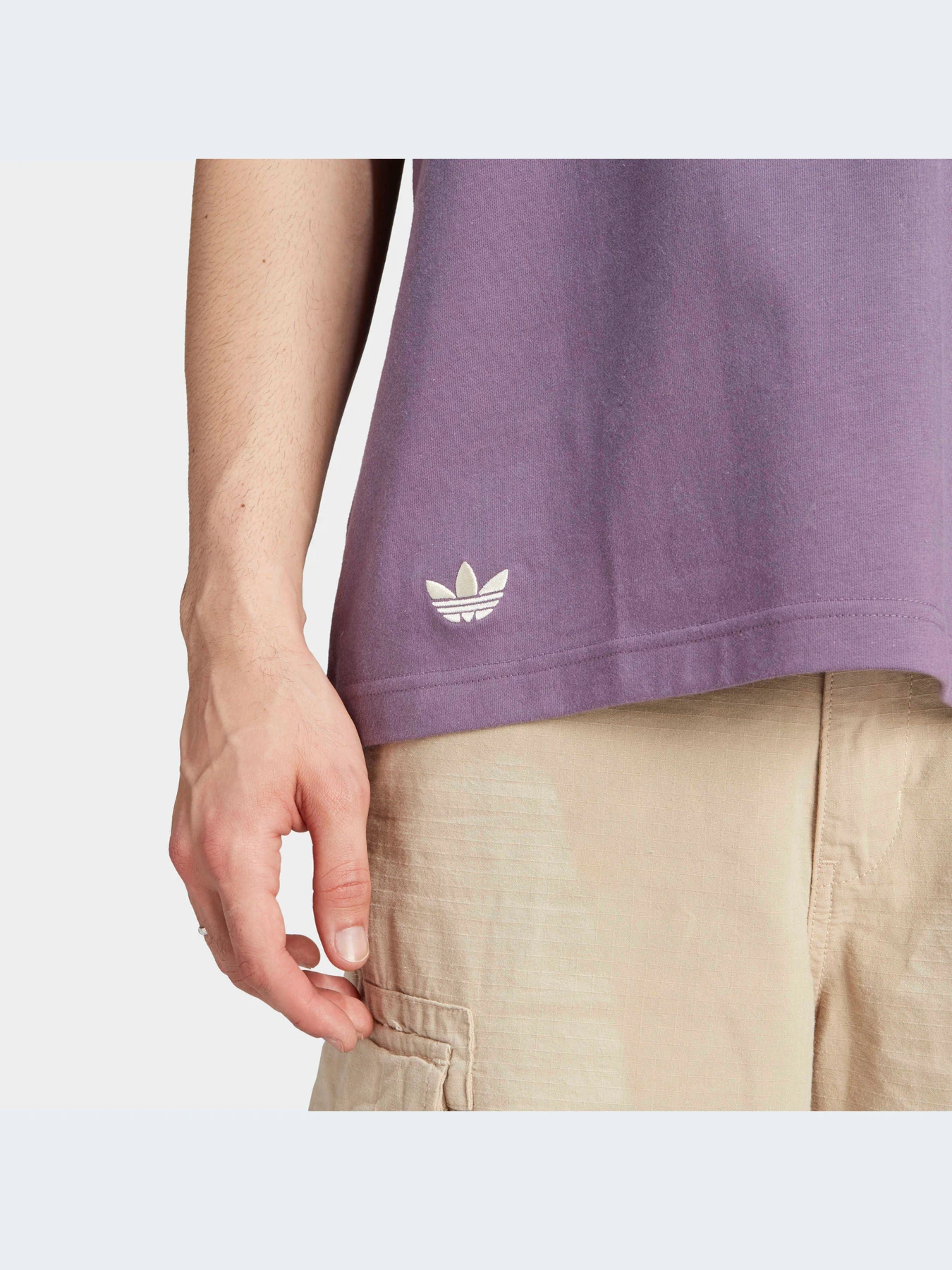 Футболки і поло Adidas Adicolor модель IN4674 Футболки і поло Adidas Adicolor модель IN4674 Фото