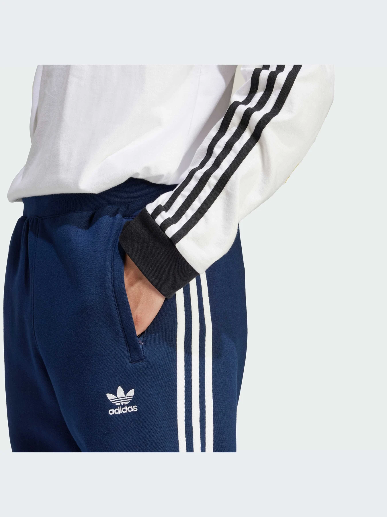 Штани Adidas Adicolor модель IM9319 Фото