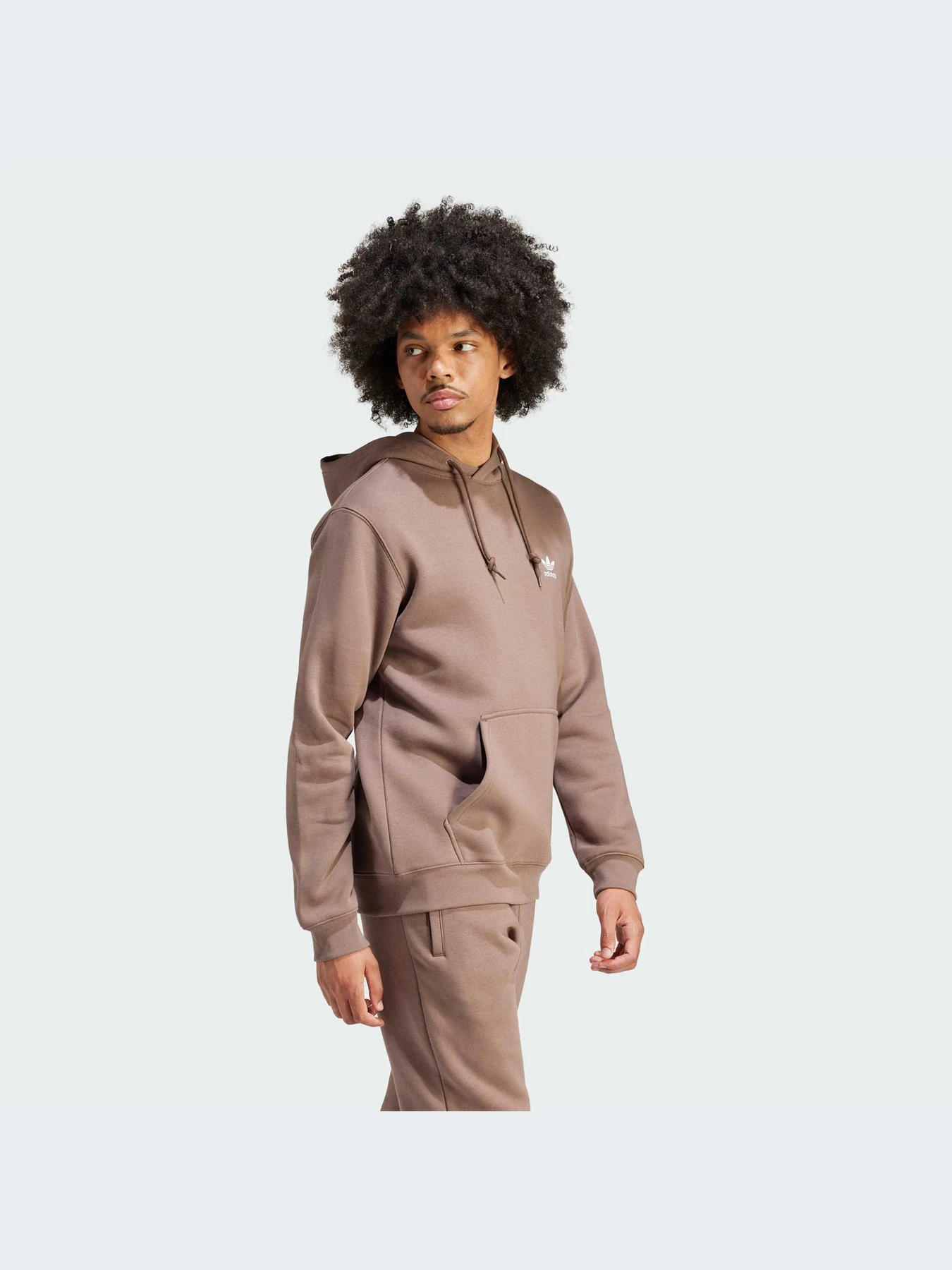 Худи и свитшоты Adidas модель IR7786 Худи и свитшоты Adidas модель IR7786 Фото
