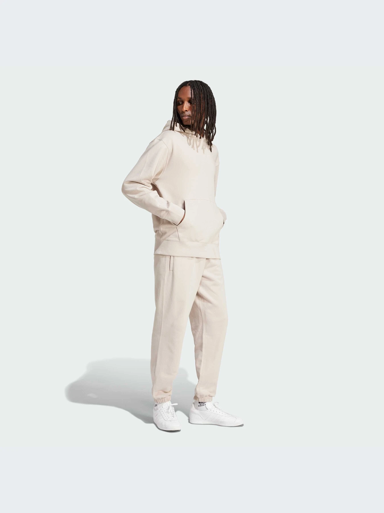 Худи и свитшоты Adidas Adicolor модель IR7865 Фото