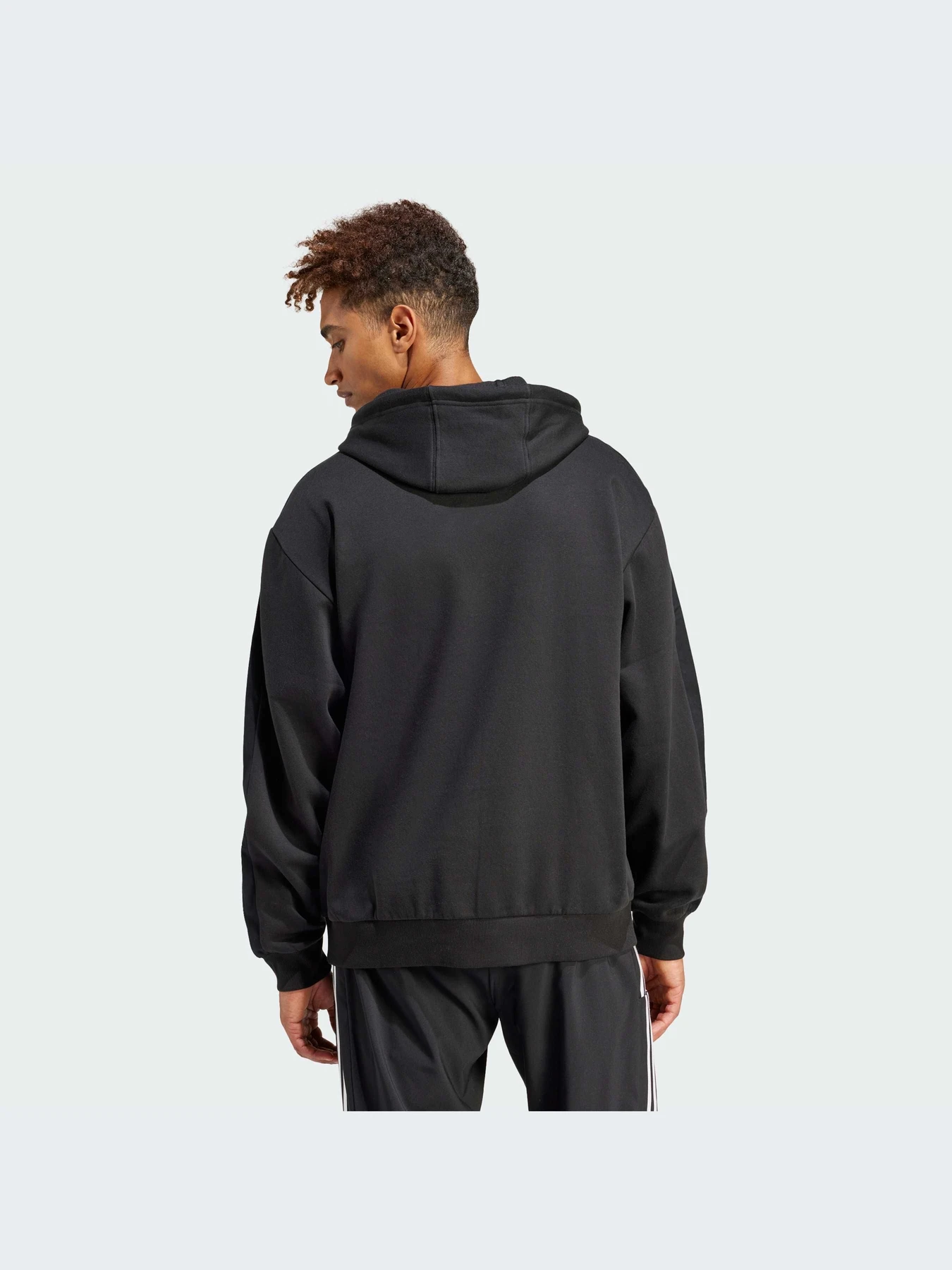 Худи и свитшоты Adidas Tiro модель IV8126 Фото