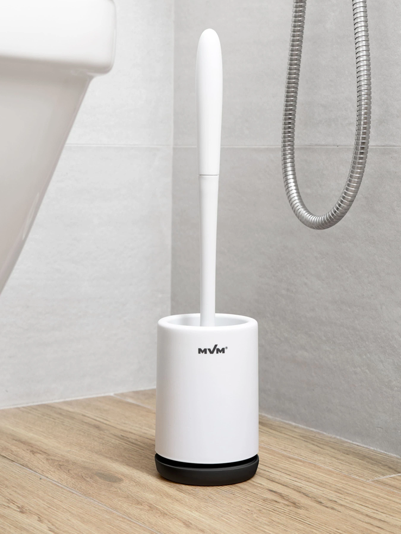 Ершик с силиконовой щеткой напольный белый с черным MBM HOME модель BP-13 WHITE/BLACK Ершик с силиконовой щеткой напольный белый с черным MBM HOME модель BP-13 WHITE/BLACK Фото