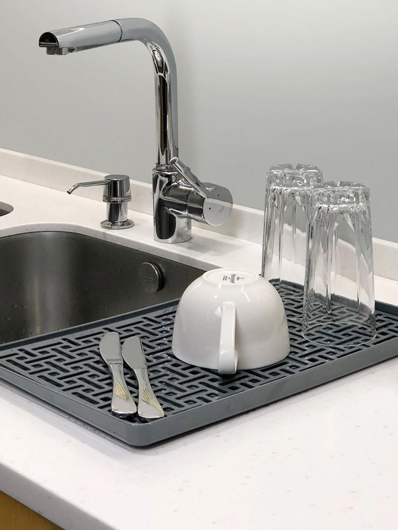 Сушилка для посуды с поддоном серая MBM HOME модель DR-04 GRAY Сушилка для посуды с поддоном серая MBM HOME модель DR-04 GRAY Фото