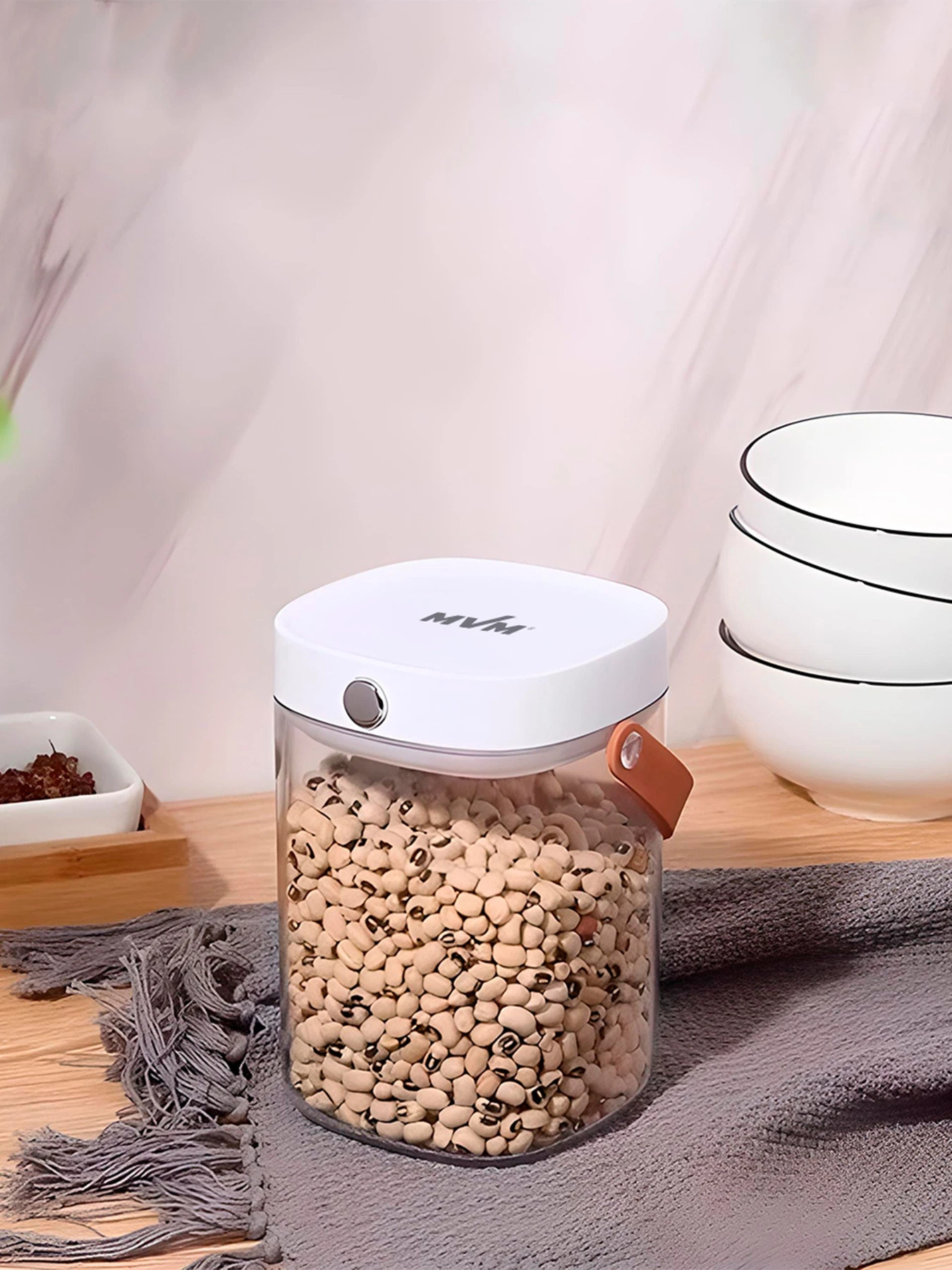 Емкость для хранения прозрачная с белым MBM HOME модель KP-07 M T/WHITE Емкость для хранения прозрачная с белым MBM HOME модель KP-07 M T/WHITE Фото