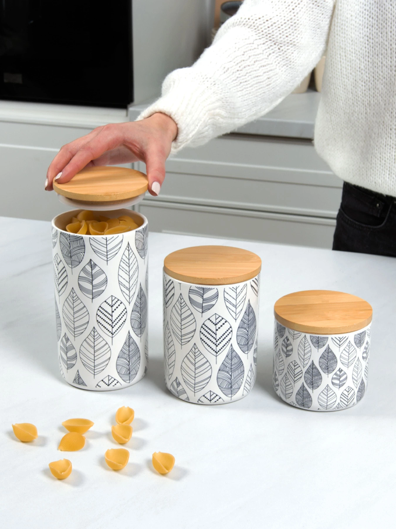 Емкость для хранения с узором белая/дерево MBM HOME модель KP-15 S WHITE/WOOD Емкость для хранения с узором белая/дерево MBM HOME модель KP-15 S WHITE/WOOD Фото