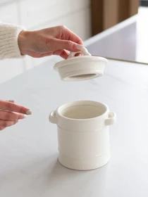 Ємність для зберігання з ручками біла MBM HOME модель KP-19 WHITE Фото