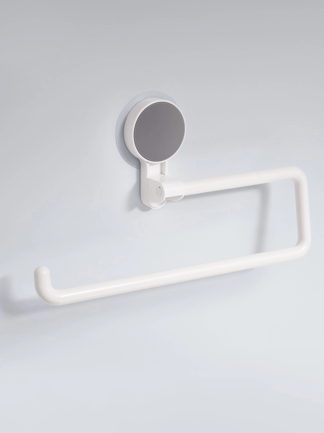 Держатель для бумажных полотенец клеящийся MBM HOME модель BP-10 WHITE Держатель для бумажных полотенец клеящийся MBM HOME модель BP-10 WHITE Фото