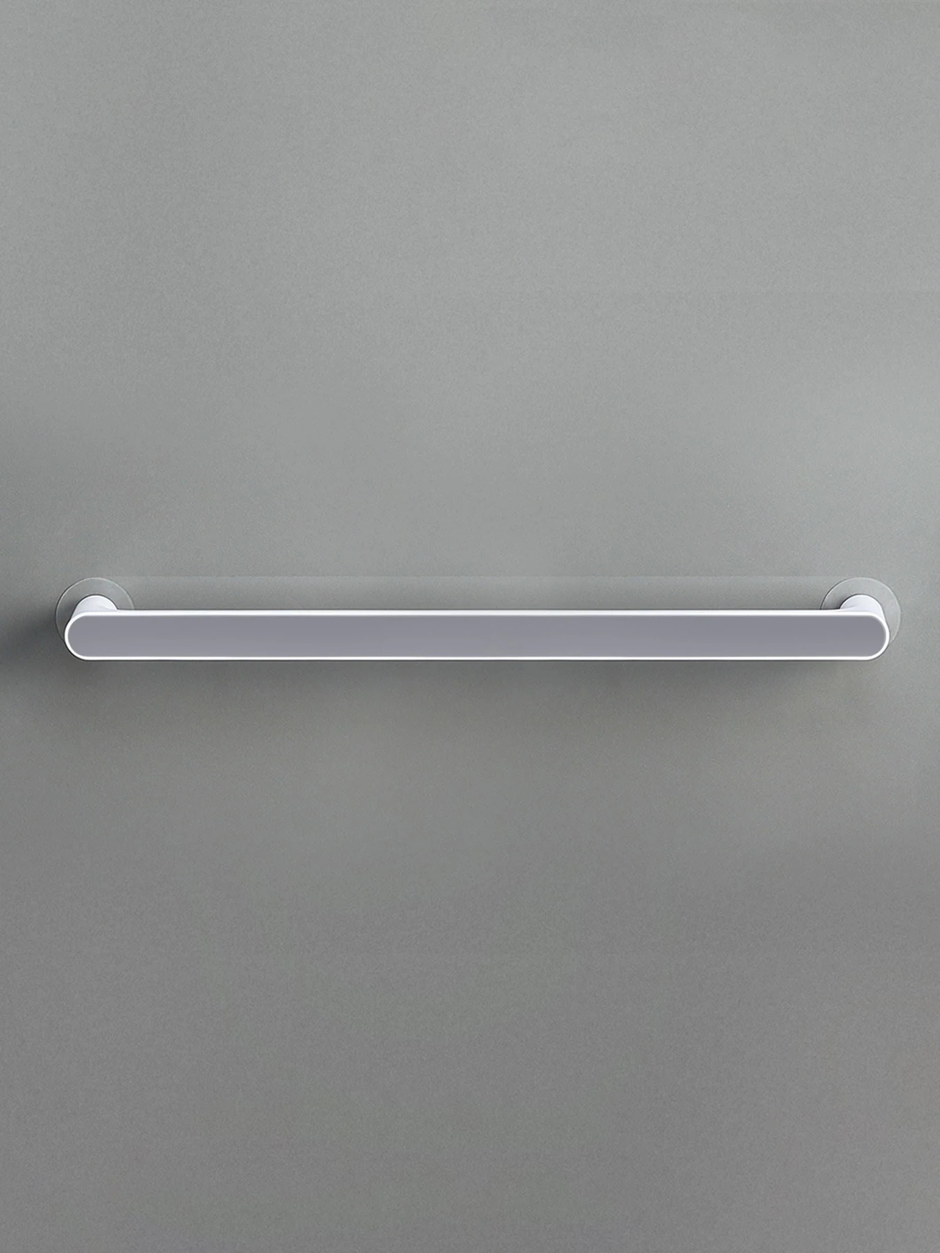 Держатель универсальный клеящийся белый с серым MBM HOME модель BP-30 WHITE/GRAY Держатель универсальный клеящийся белый с серым MBM HOME модель BP-30 WHITE/GRAY Фото