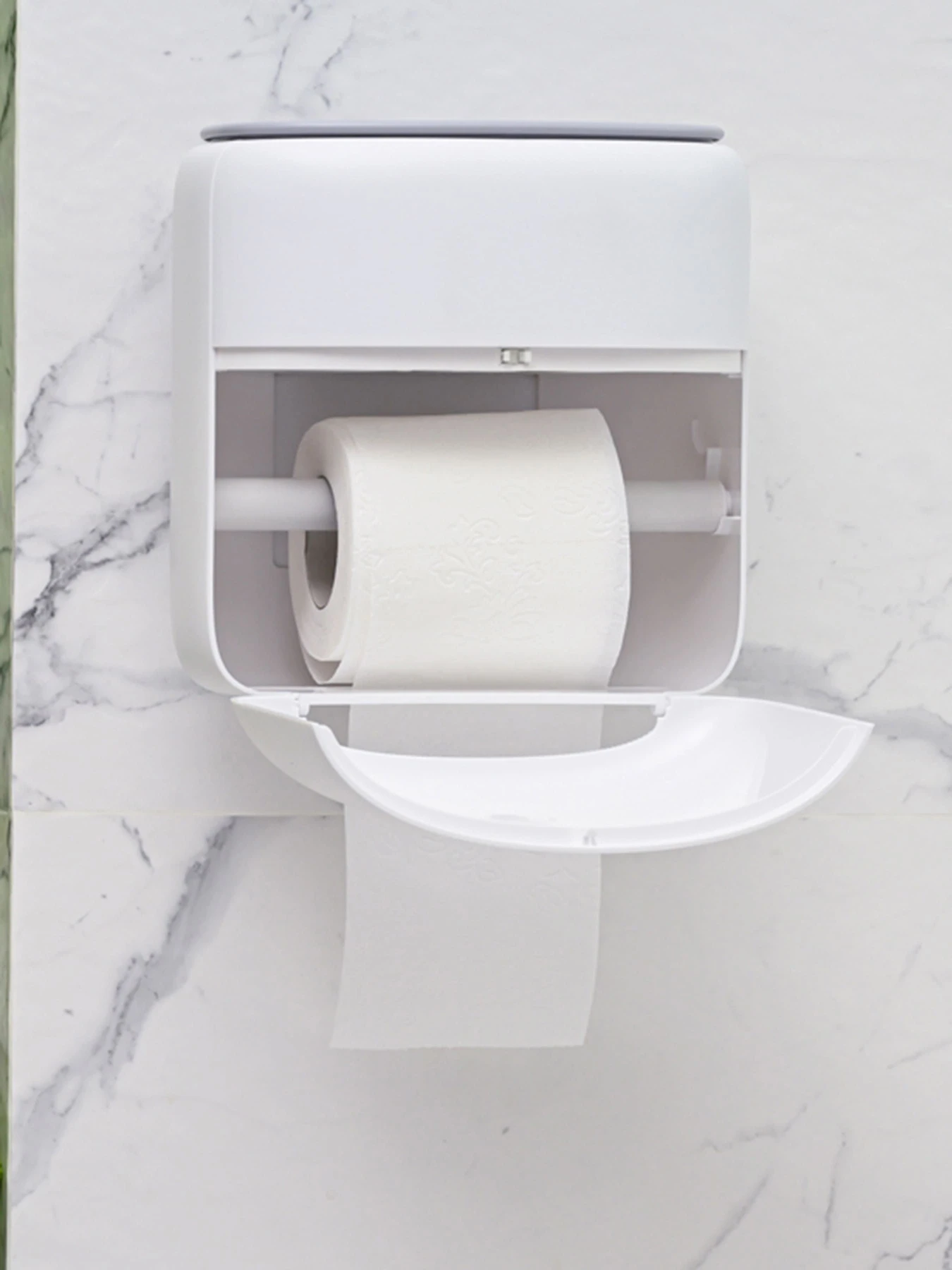 Тримач для туалетного паперу з поличкою білий з сірим MBM HOME модель BP-44 WHITE/GRAY Тримач для туалетного паперу з поличкою білий з сірим MBM HOME модель BP-44 WHITE/GRAY Фото