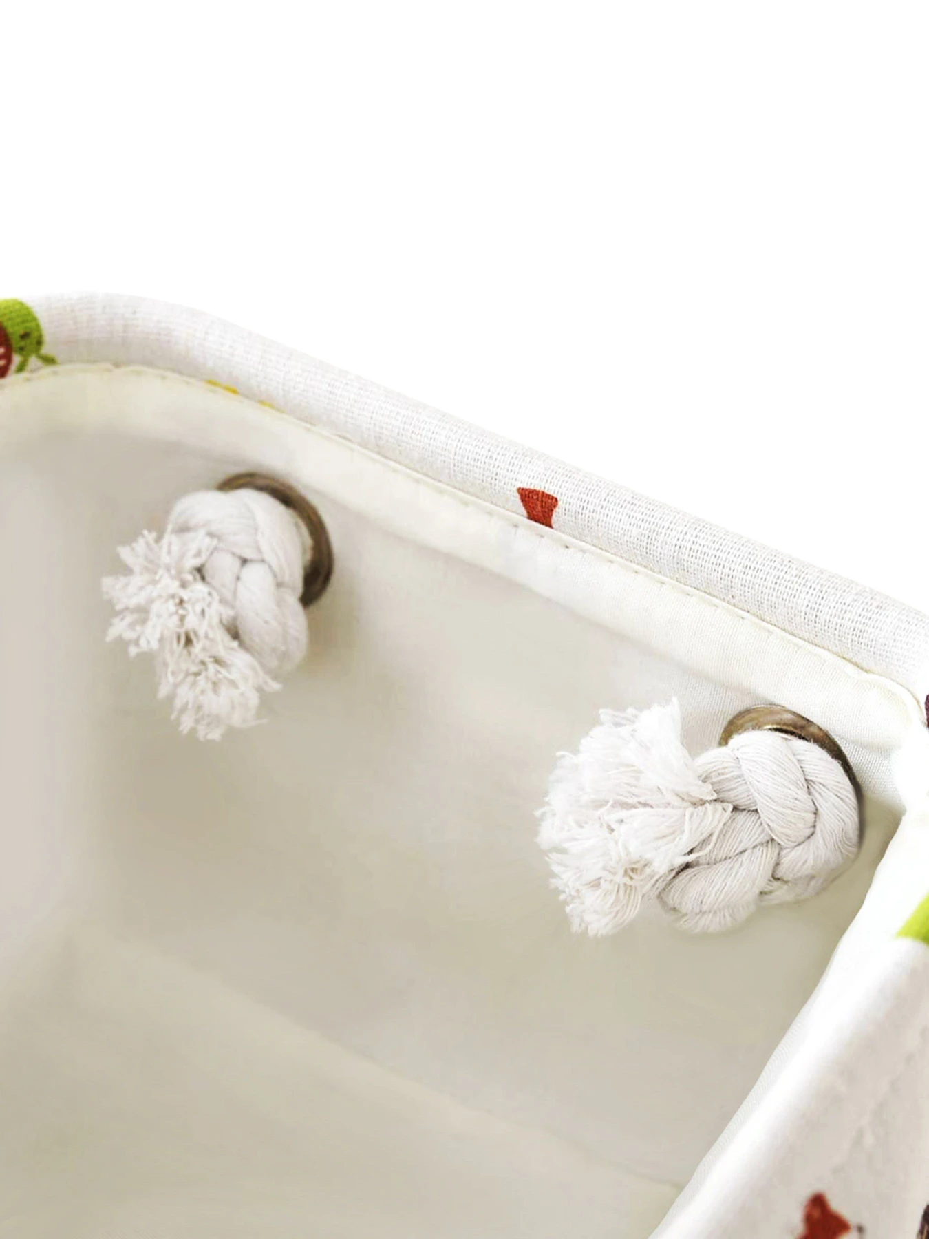 Ящик для хранения с ручками с рисунком MBM HOME модель TH-11 WHITE Ящик для хранения с ручками с рисунком MBM HOME модель TH-11 WHITE Фото