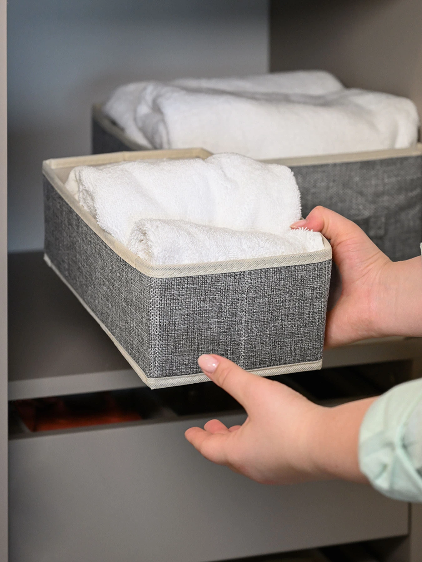 Ящик для хранения прямоугольный серый MBM HOME модель TH-28 LIGHT GRAY Ящик для хранения прямоугольный серый MBM HOME модель TH-28 LIGHT GRAY Фото