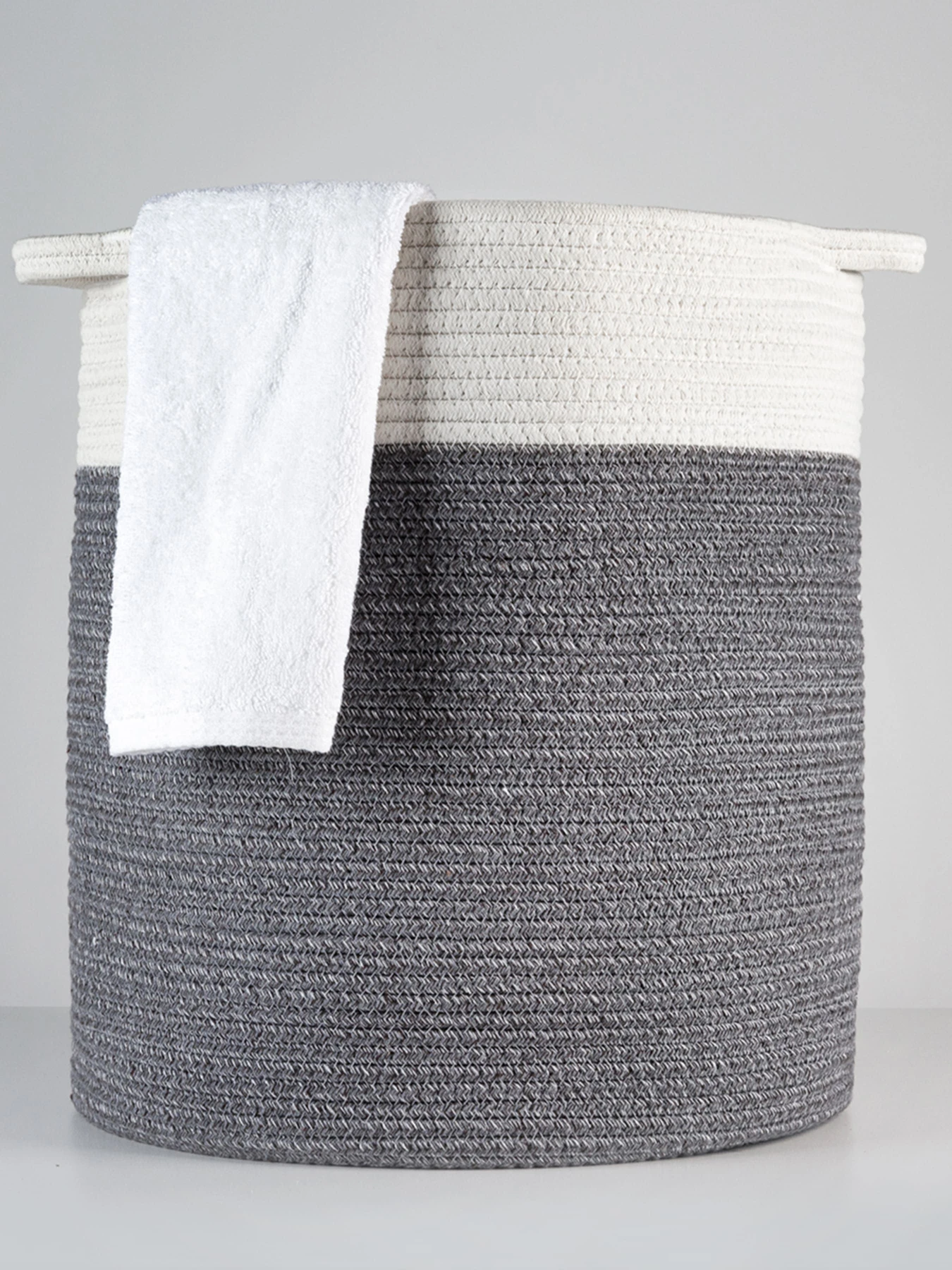 Корзина для хранения с ручками серая с белым MBM HOME модель TH-15 GRAY/WHITE Корзина для хранения с ручками серая с белым MBM HOME модель TH-15 GRAY/WHITE Фото