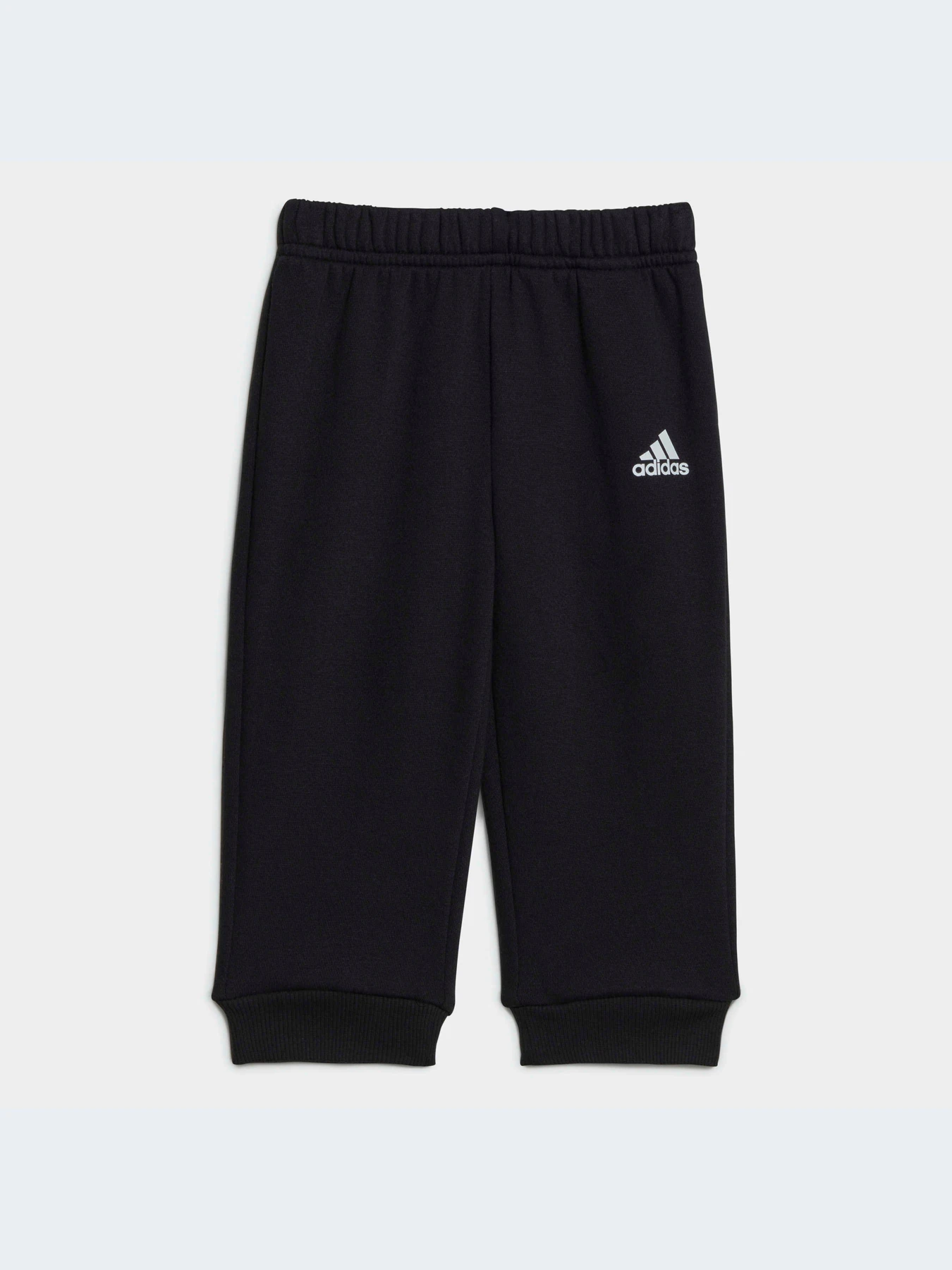 Костюмы Adidas модель HR5882 Костюмы Adidas модель HR5882 Фото