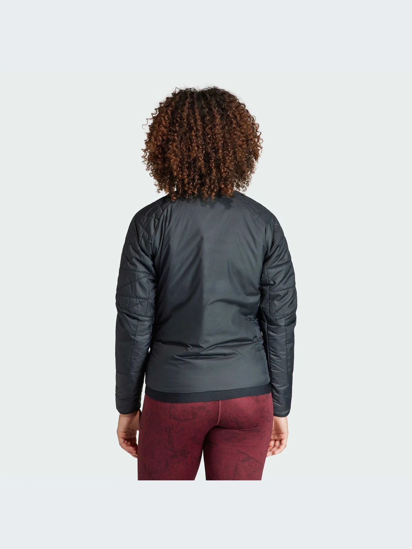 Куртки та дублянки Adidas модель IB4213 Куртки та дублянки Adidas модель IB4213 Фото