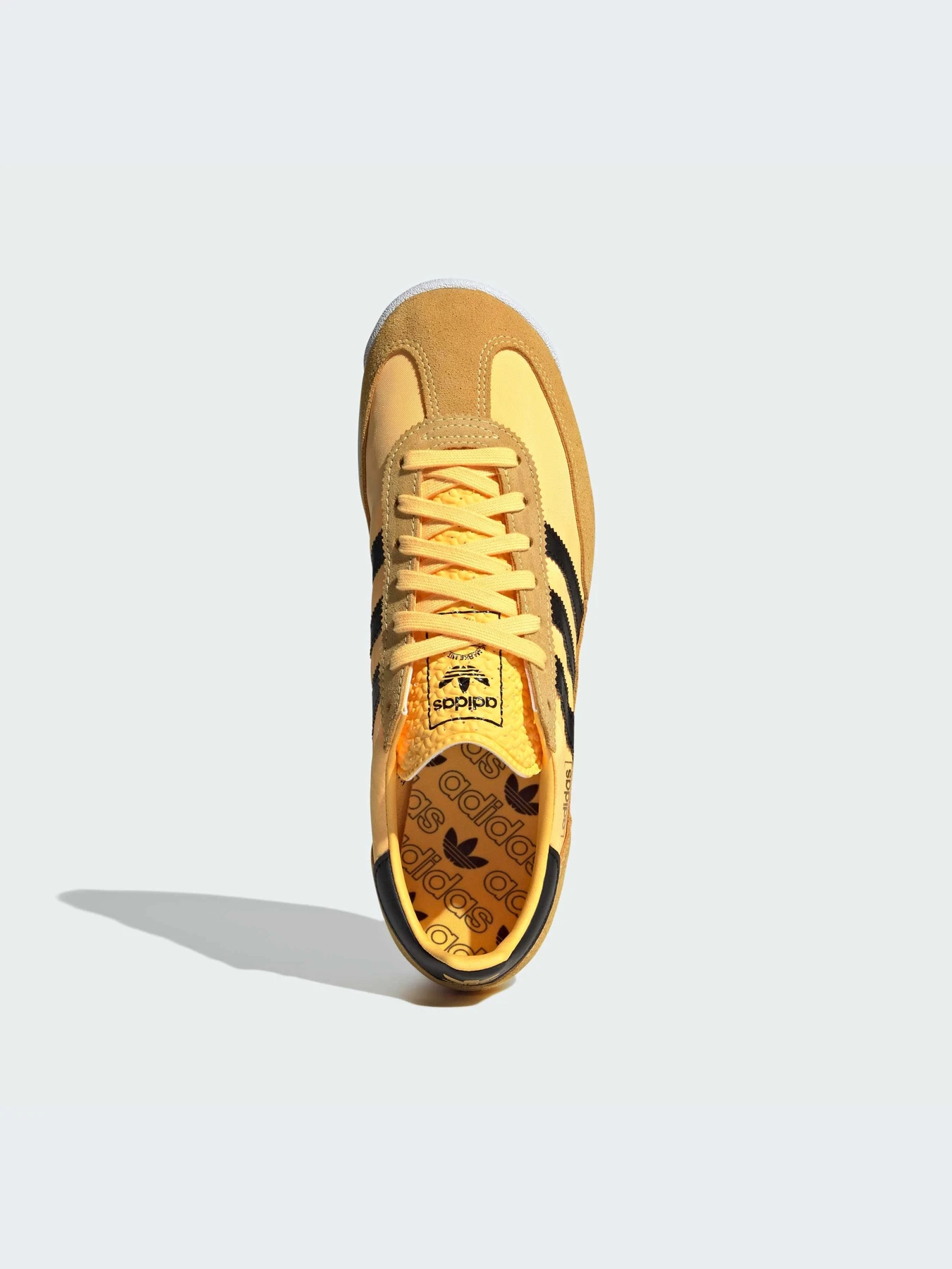 Кросівки Adidas Культові силуети модель IH7912 Кросівки Adidas Культові силуети модель IH7912 Фото