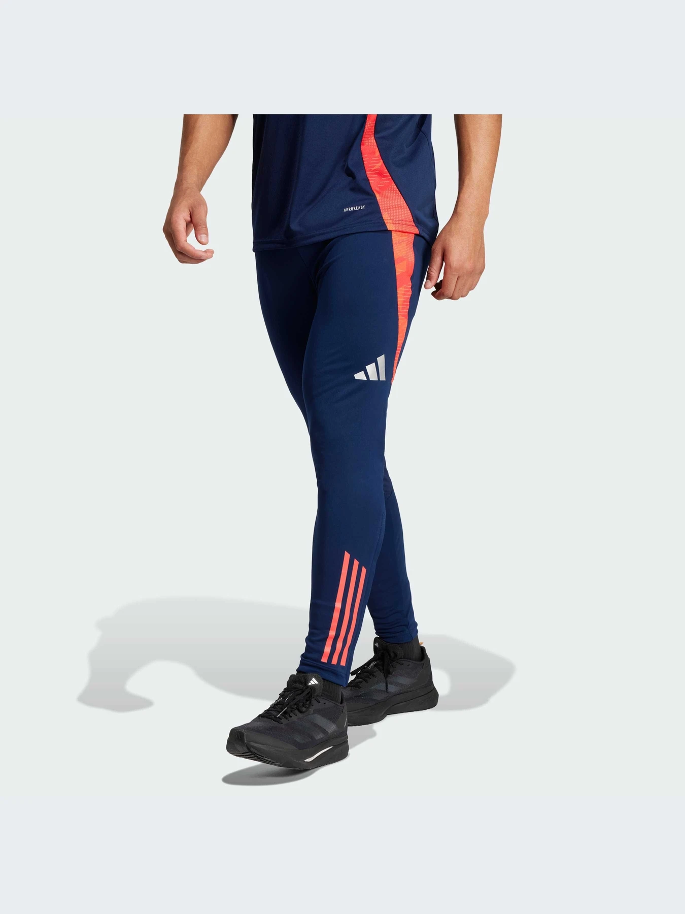 Брюки Adidas Tiro модель IT2012 Брюки Adidas Tiro модель IT2012 Фото