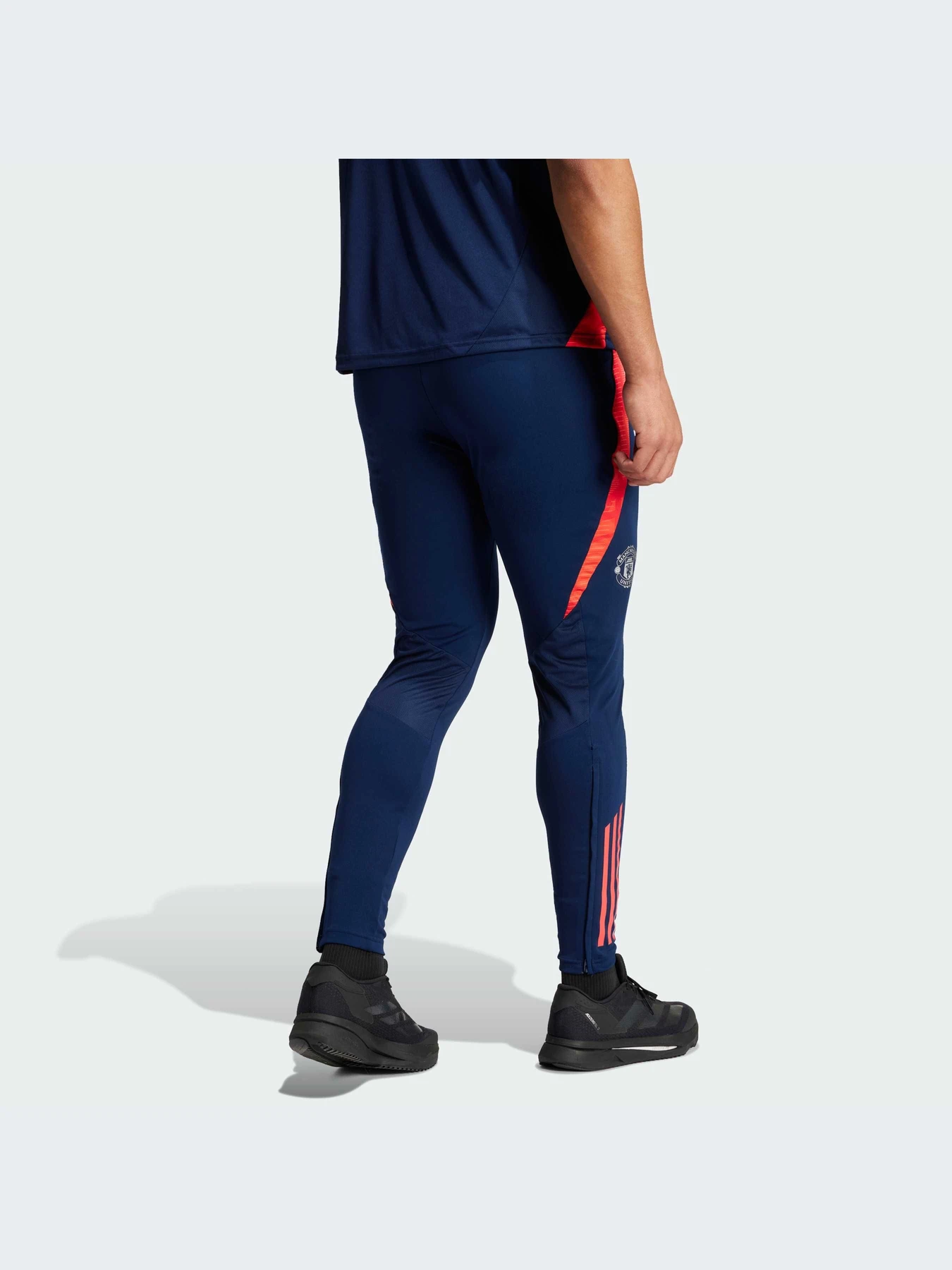 Брюки Adidas Tiro модель IT2012 Брюки Adidas Tiro модель IT2012 Фото