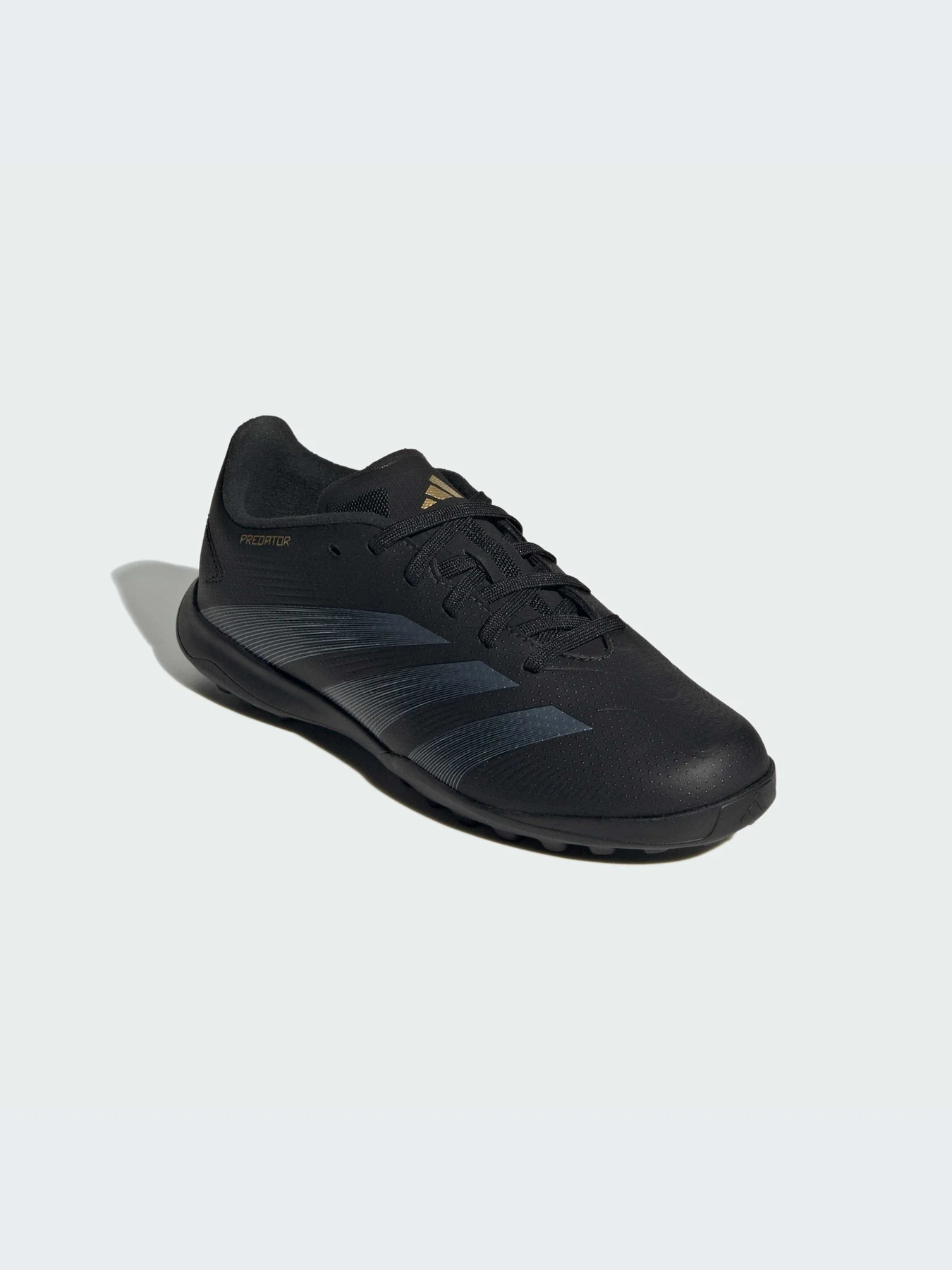 Кросівки Adidas Predator модель IF6415 Фото