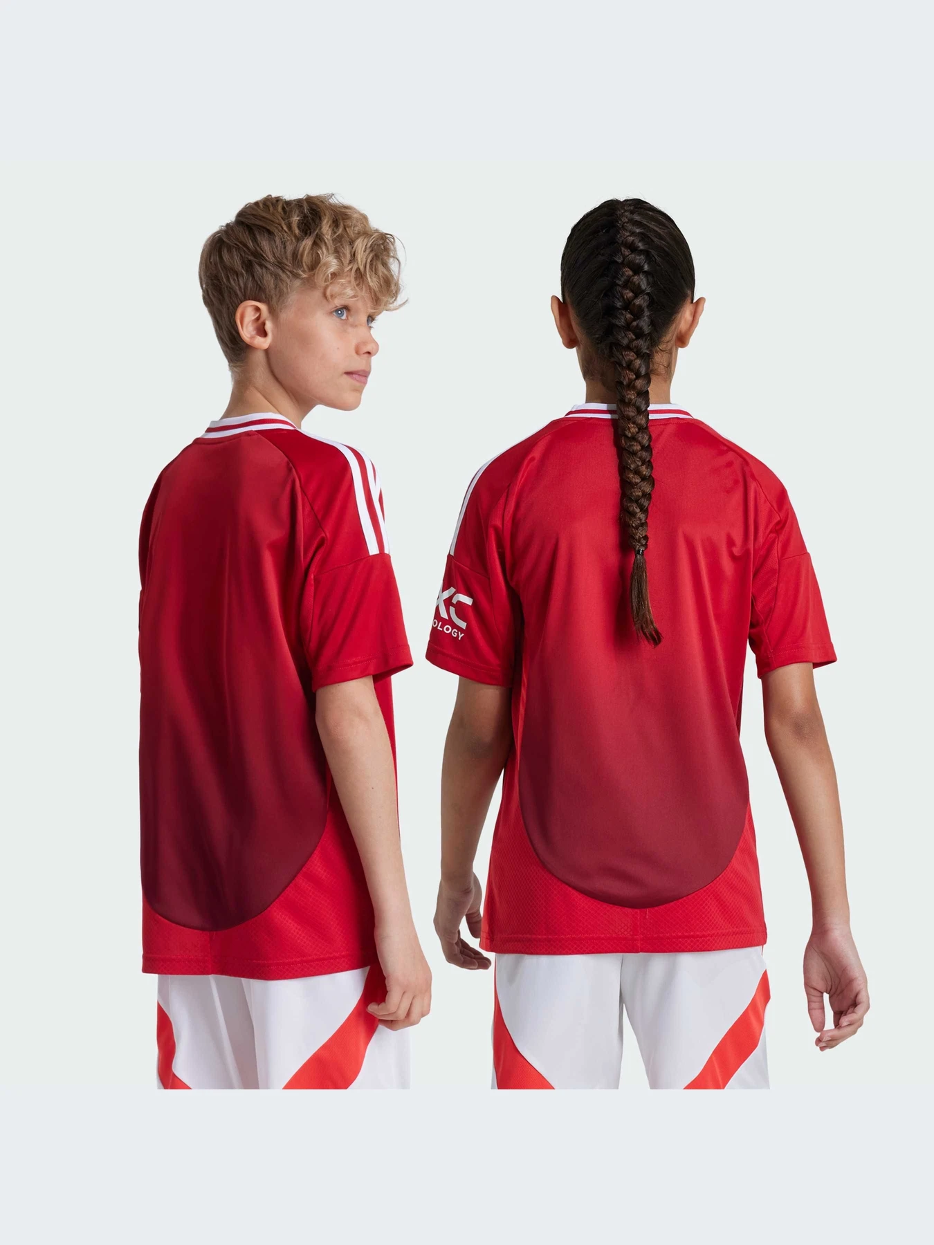 Футболки и поло Adidas модель IT1972 Футболки и поло Adidas модель IT1972 Фото