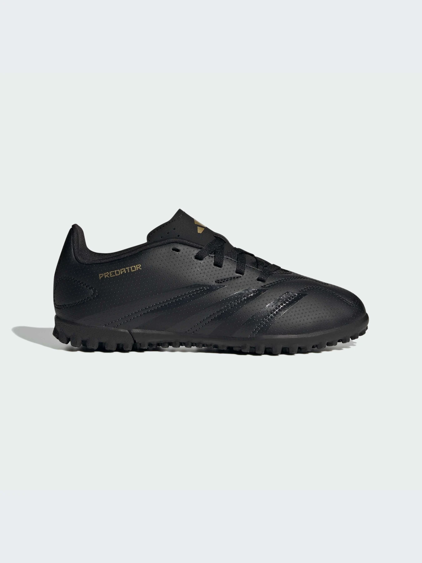 Кросівки Adidas Predator модель IF6419 Кросівки Adidas Predator модель IF6419 Фото