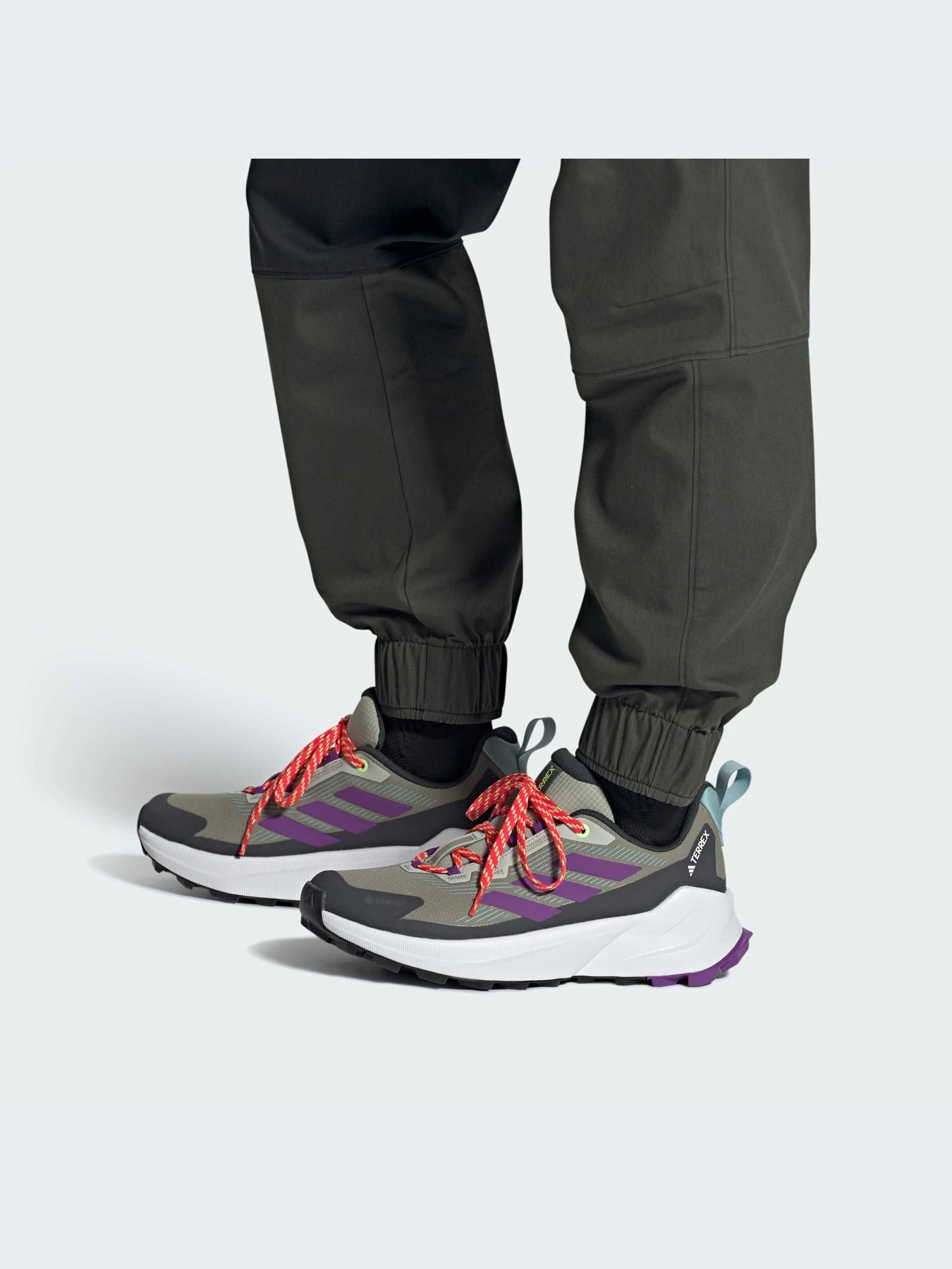 Кросівки Adidas модель IE4844 Кросівки Adidas модель IE4844 Фото