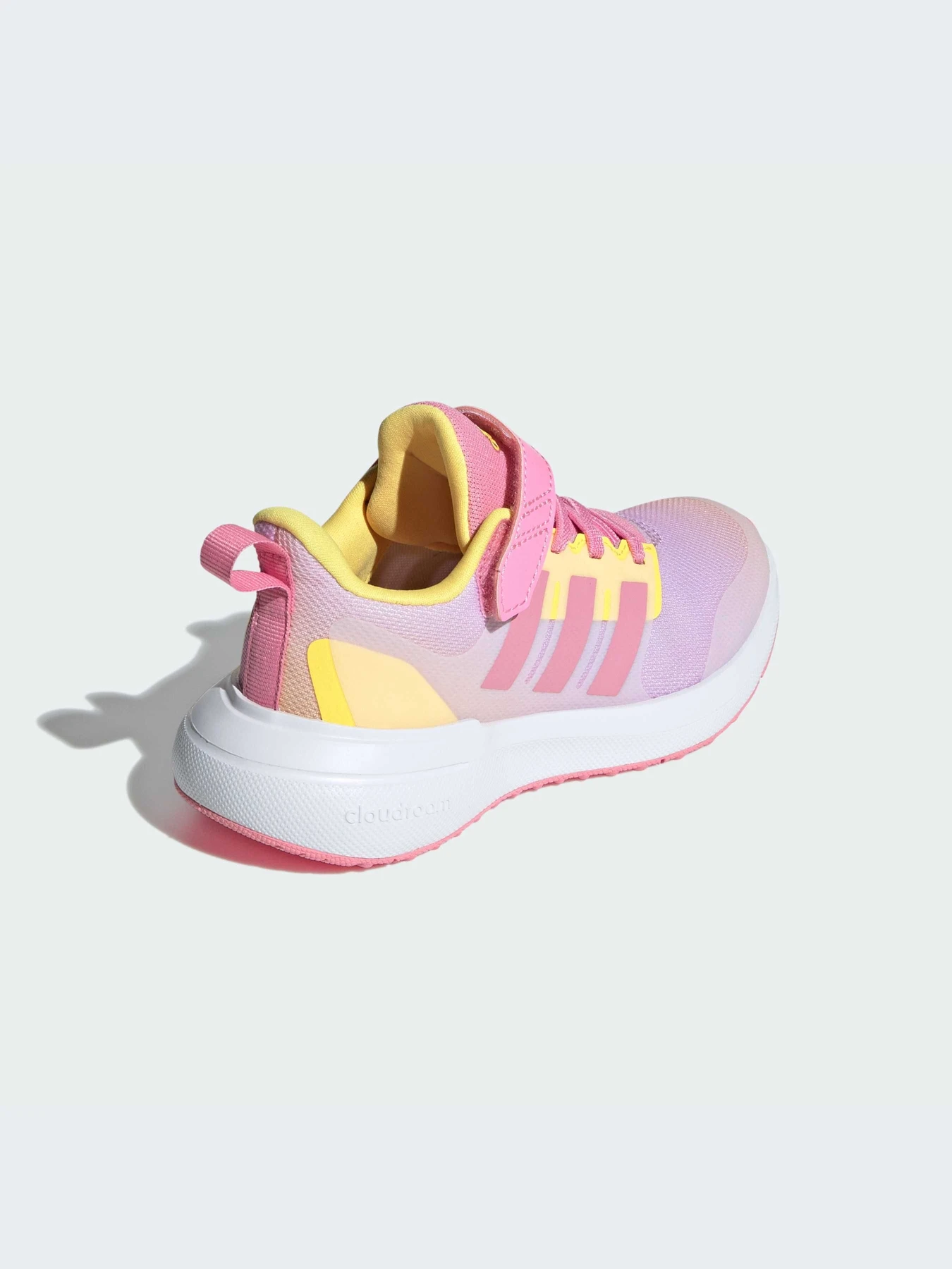 Кросівки Adidas модель IE3398 Фото