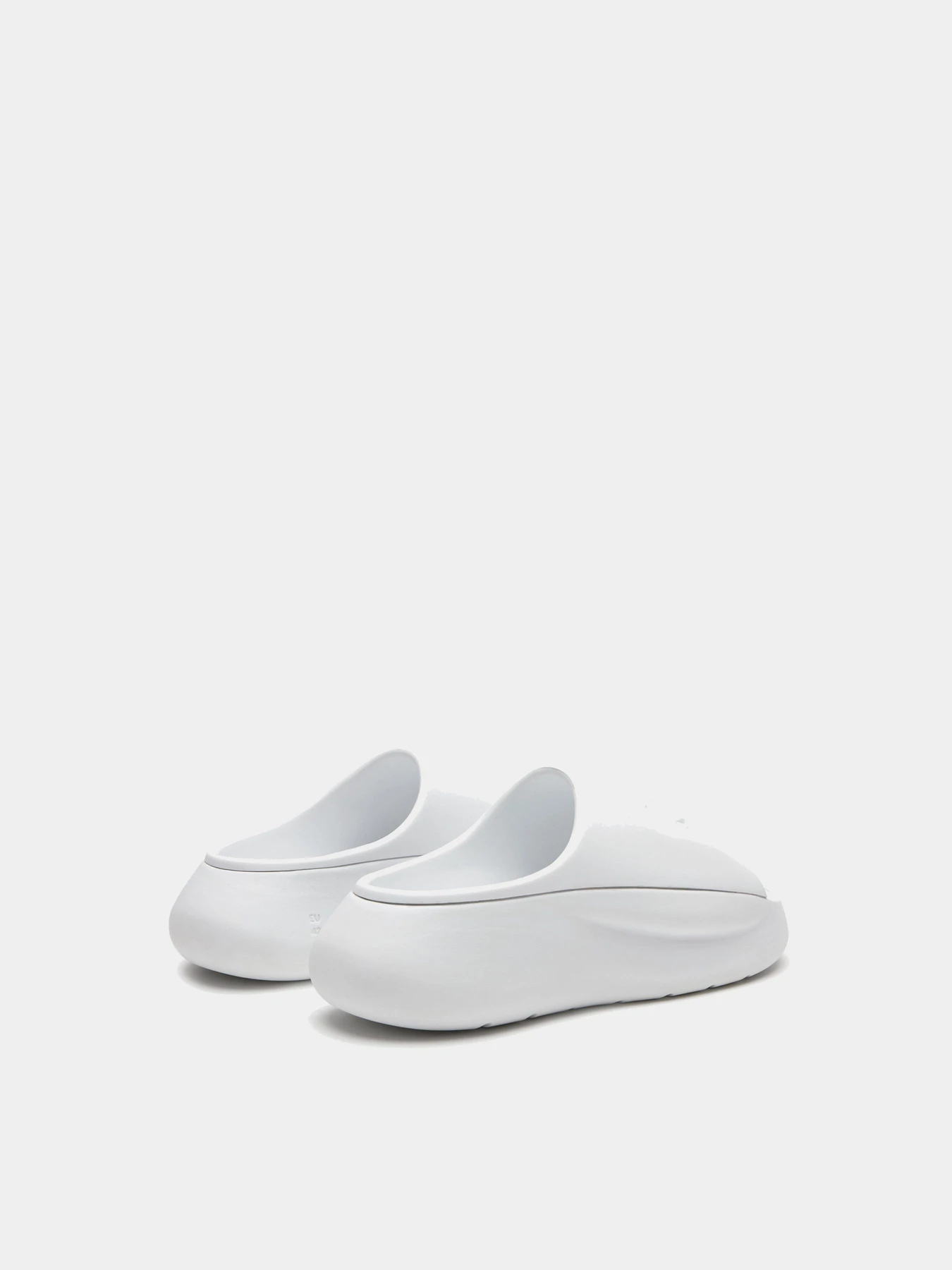 Шлёпанцы Lacoste Croco модель 745CMA000421G Фото