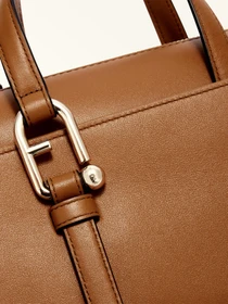 Сумки Furla Nuvola S Boston модель WB01337BX2045RY0001007 Фото