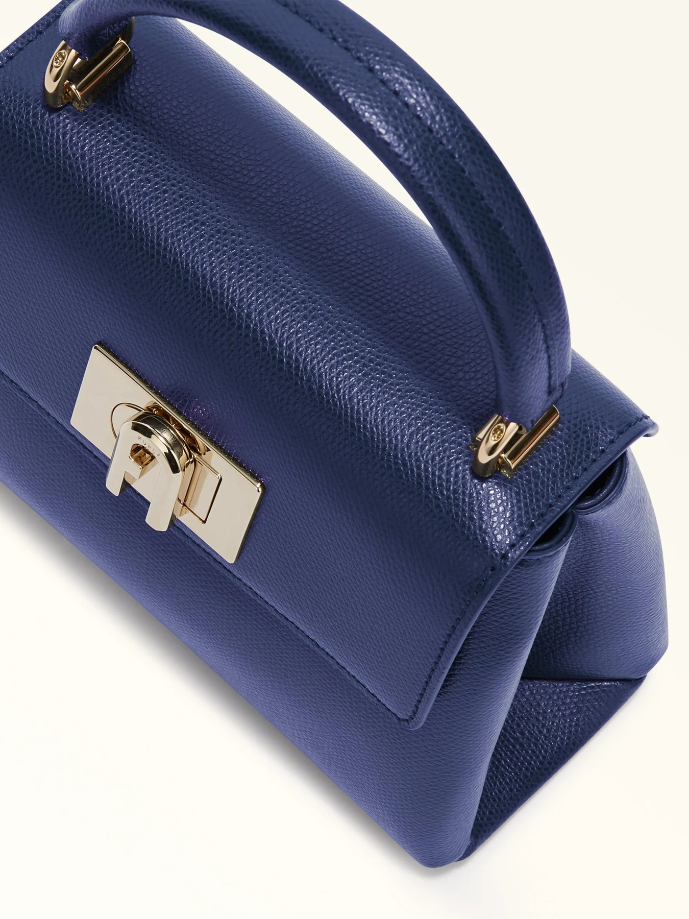 Сумки Furla 1927 MINI TOP HANDLE модель WB00109ARE0002676S1007 Сумки Furla 1927 MINI TOP HANDLE модель WB00109ARE0002676S1007 Фото