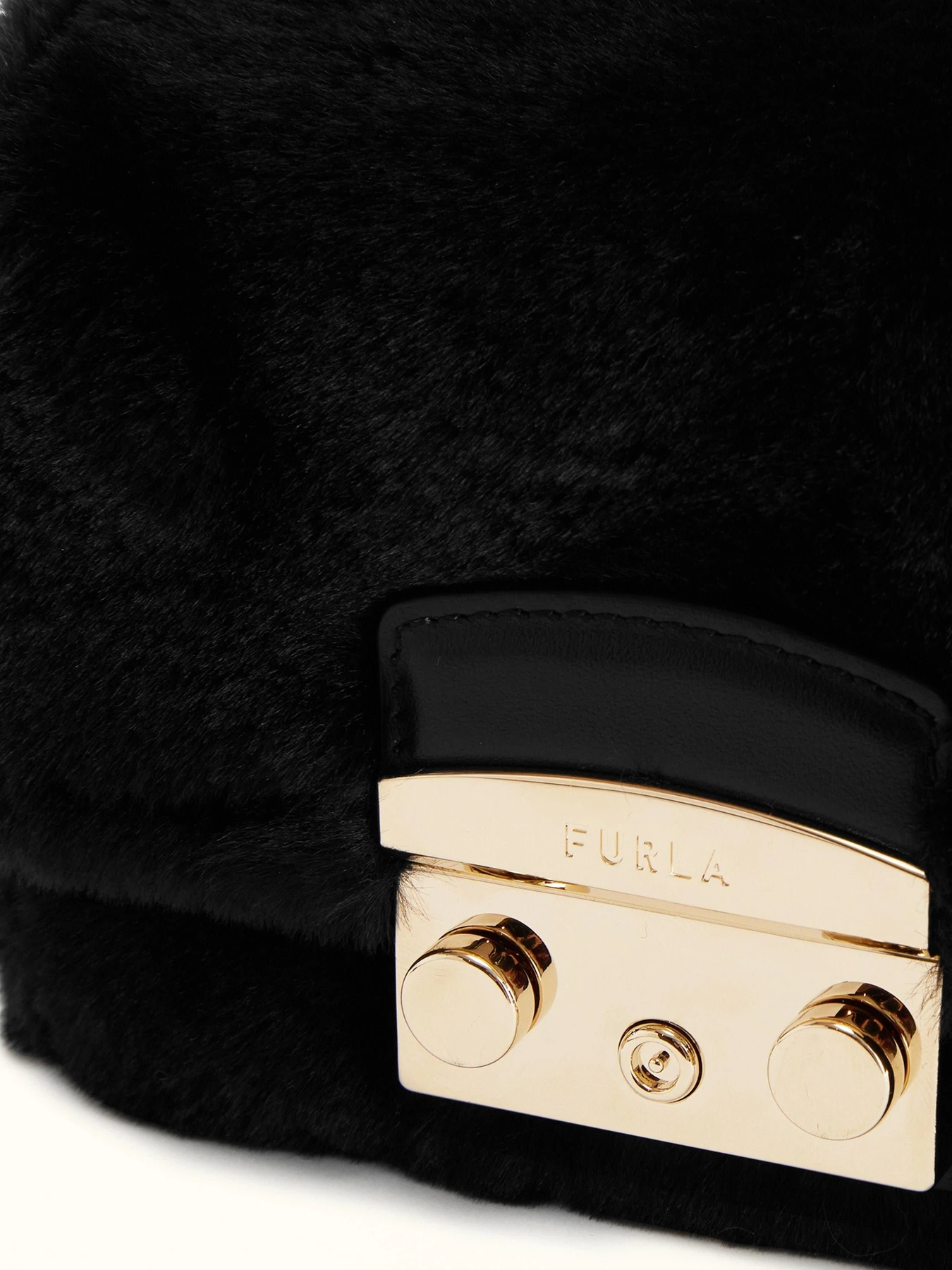Сумки Furla METROPOLIS MINI CROSSBODY модель WB00771BX2277O60001007 Сумки Furla METROPOLIS MINI CROSSBODY модель WB00771BX2277O60001007 Фото