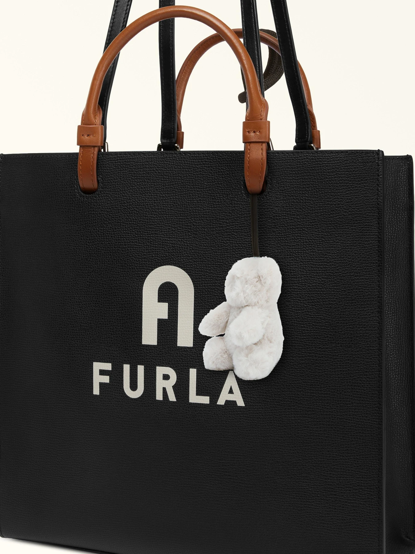 Сумки Furla модель WK00128BX22771704S4401 Сумки Furla модель WK00128BX22771704S4401 Фото