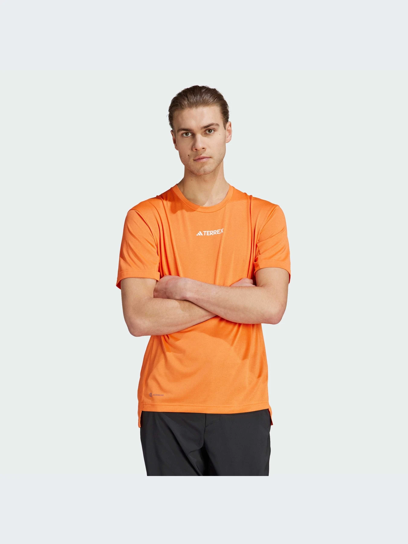 Футболки и поло Adidas модель HZ6259 Футболки и поло Adidas модель HZ6259 Фото