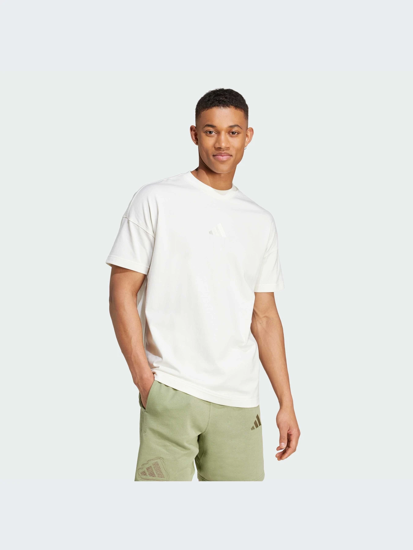 Футболки і поло Adidas модель IY6597 Футболки і поло Adidas модель IY6597 Фото