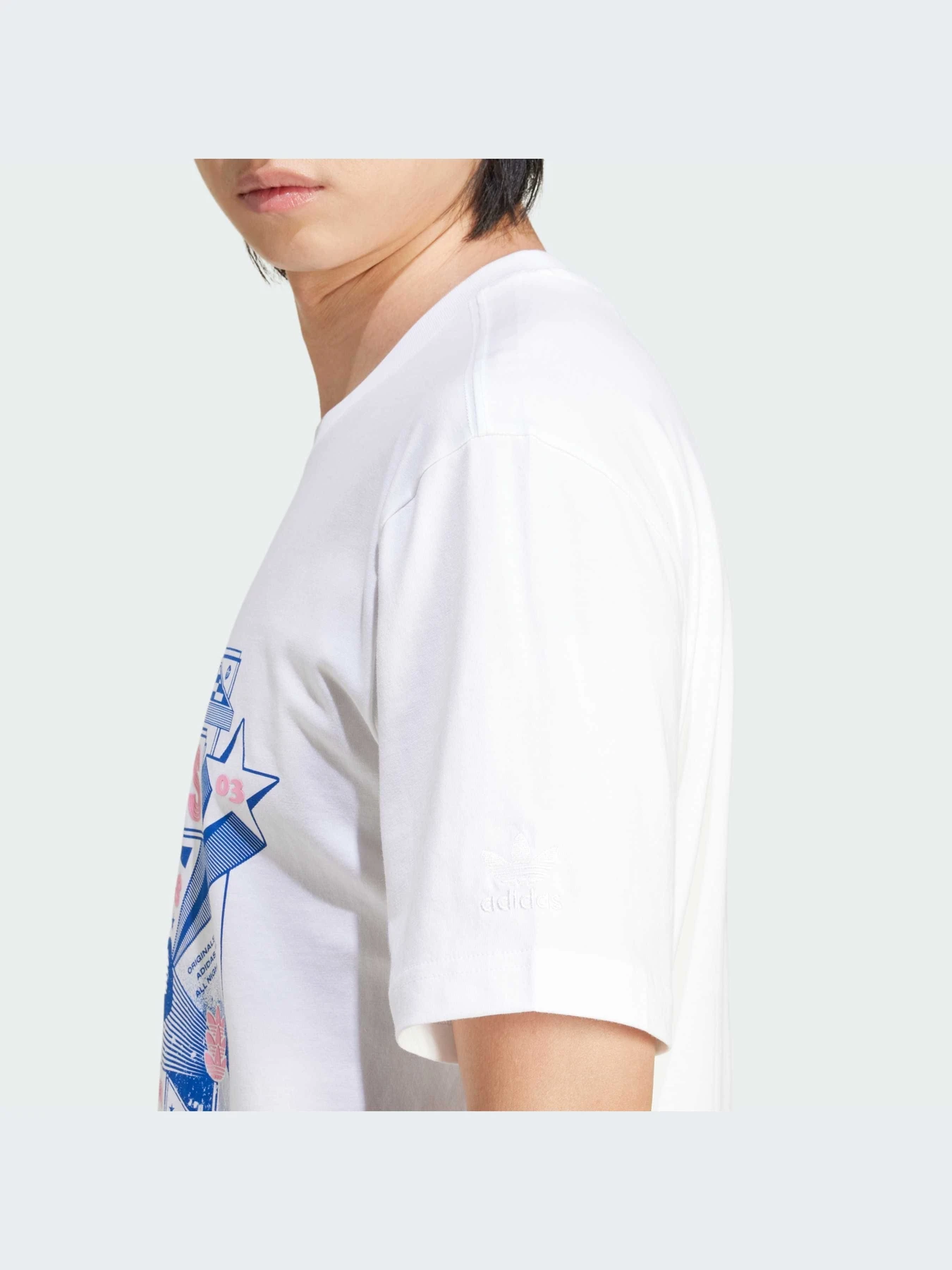 Футболки і поло Adidas Graphics модель IX6753 Футболки і поло Adidas Graphics модель IX6753 Фото
