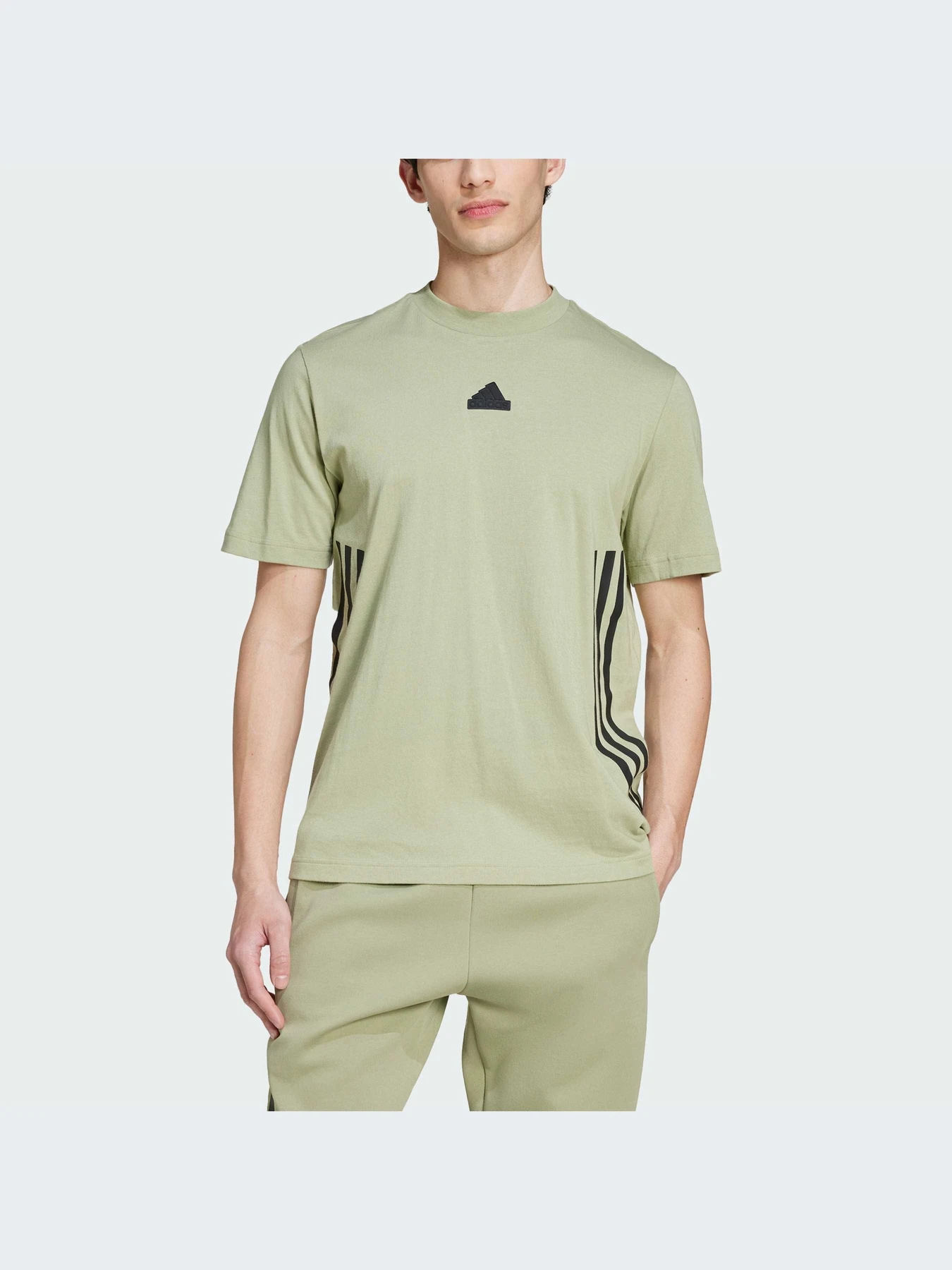 Футболки і поло Adidas модель IY7736 Футболки і поло Adidas модель IY7736 Фото