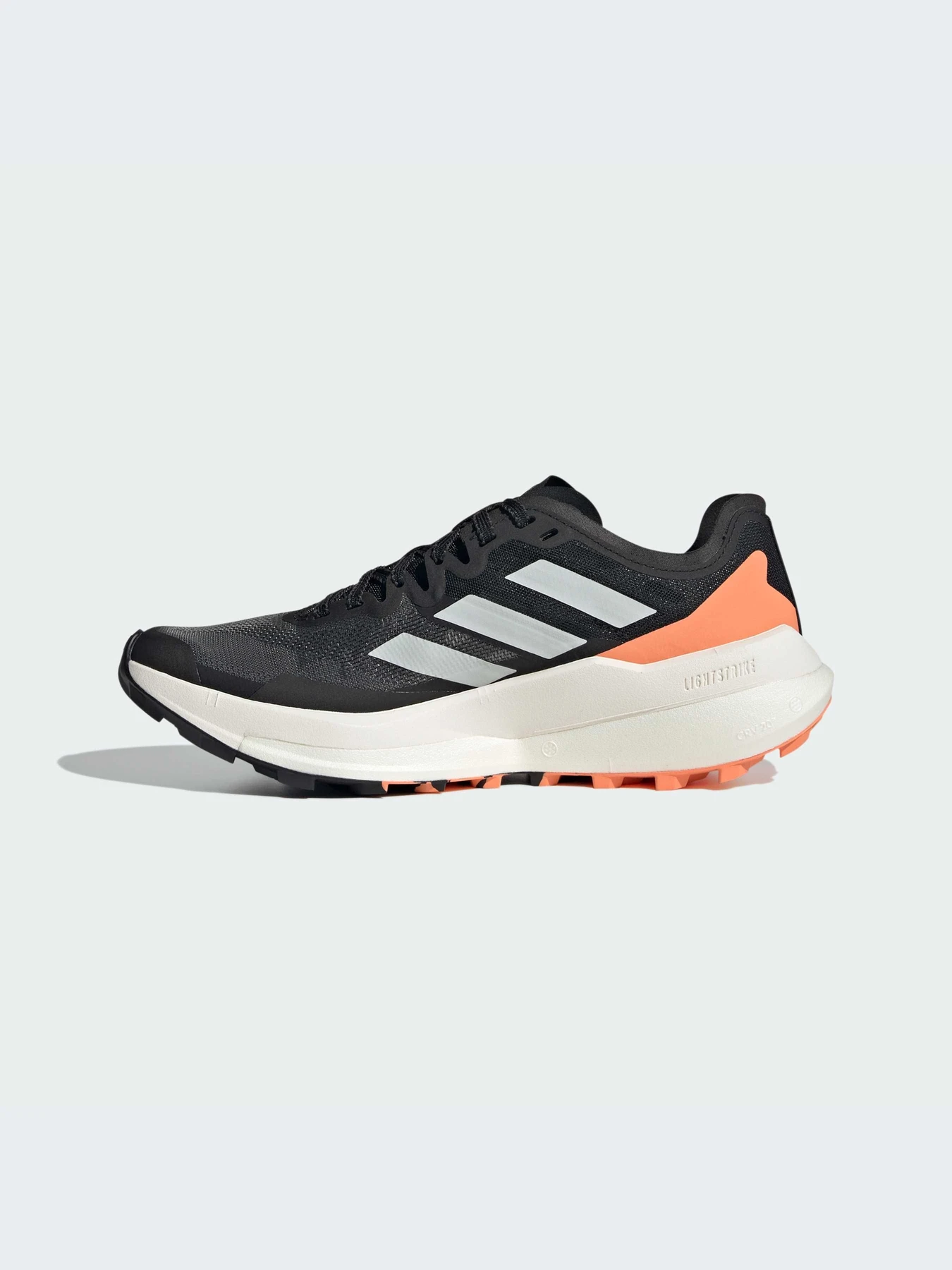 Кроссовки Adidas Terrex модель IE7671 Кроссовки Adidas Terrex модель IE7671 Фото