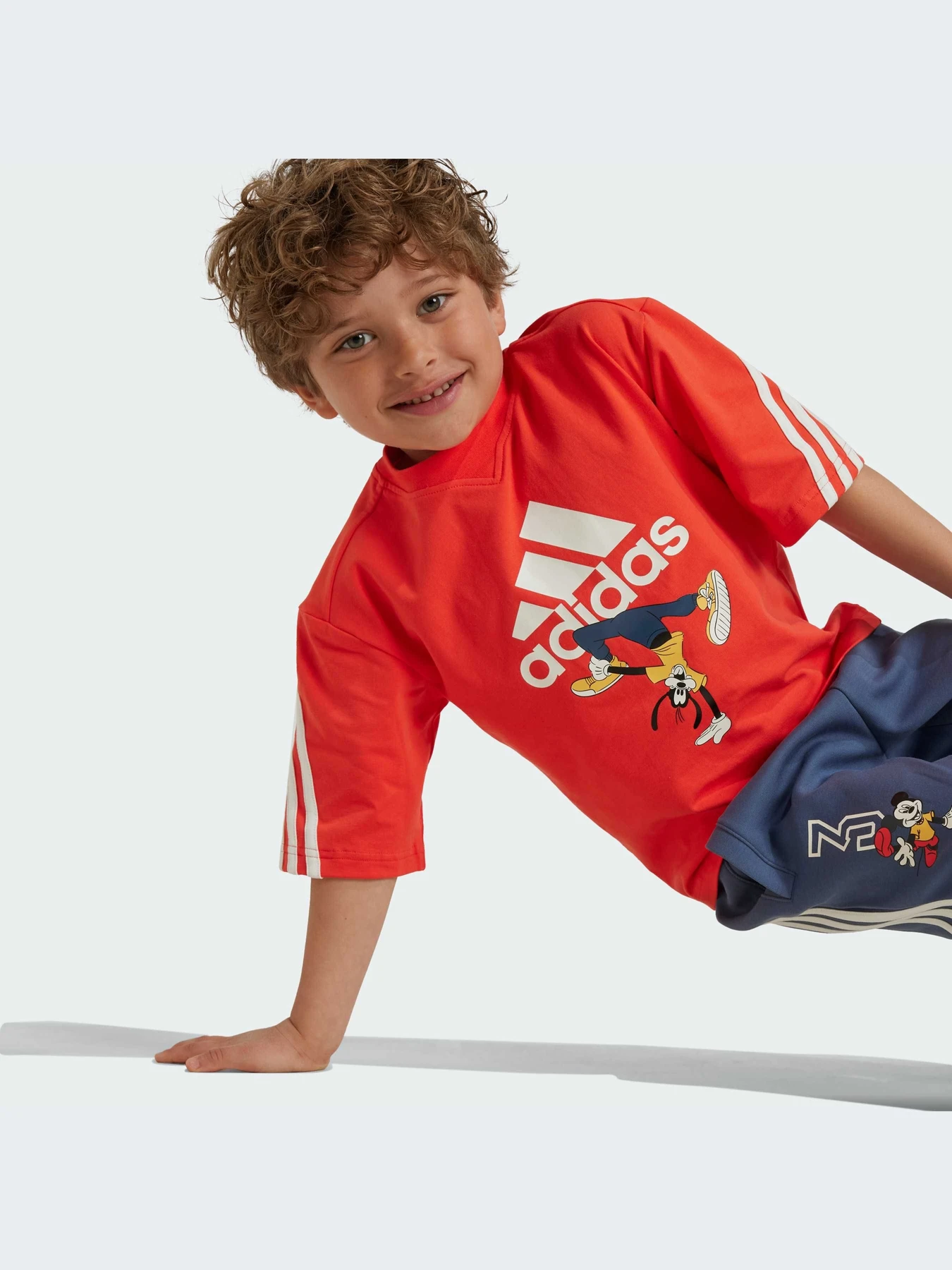 Футболки і поло Adidas x Disney модель IV9631 Футболки і поло Adidas x Disney модель IV9631 Фото