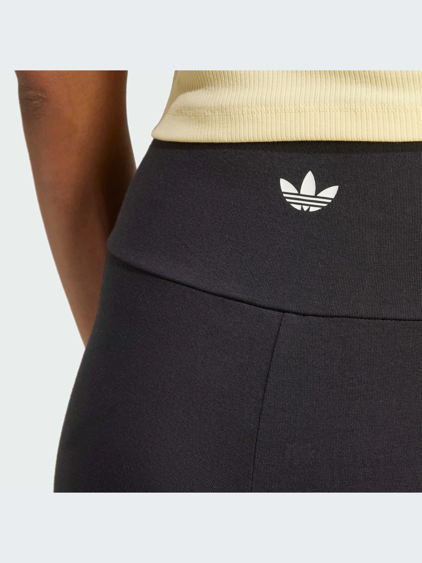 Штани Adidas модель IW5611 Штани Adidas модель IW5611 Фото