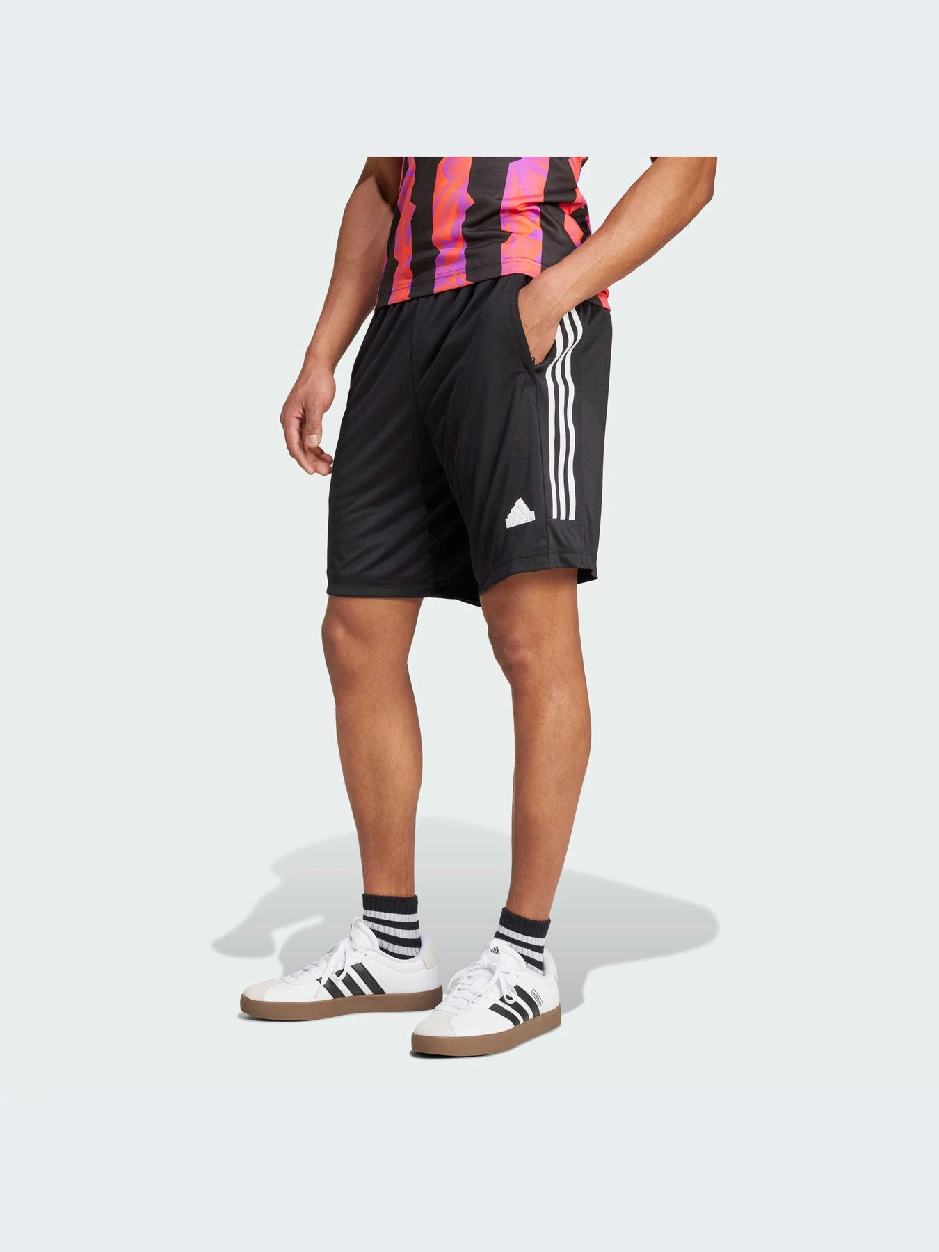 Шорты Adidas Tiro модель IX1342 Шорты Adidas Tiro модель IX1342 Фото