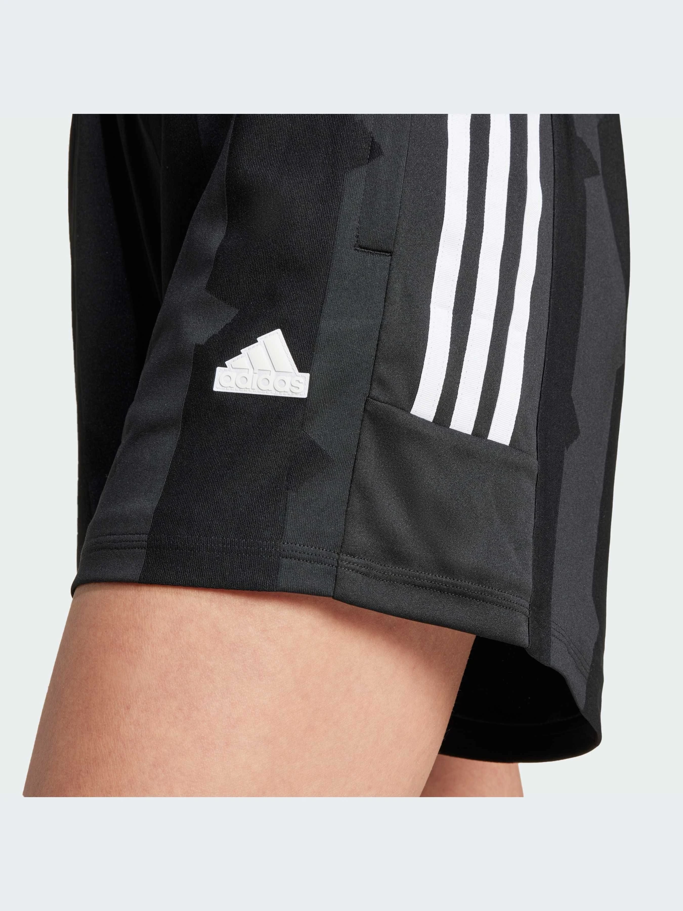 Шорти Adidas Tiro модель IX3502 Фото