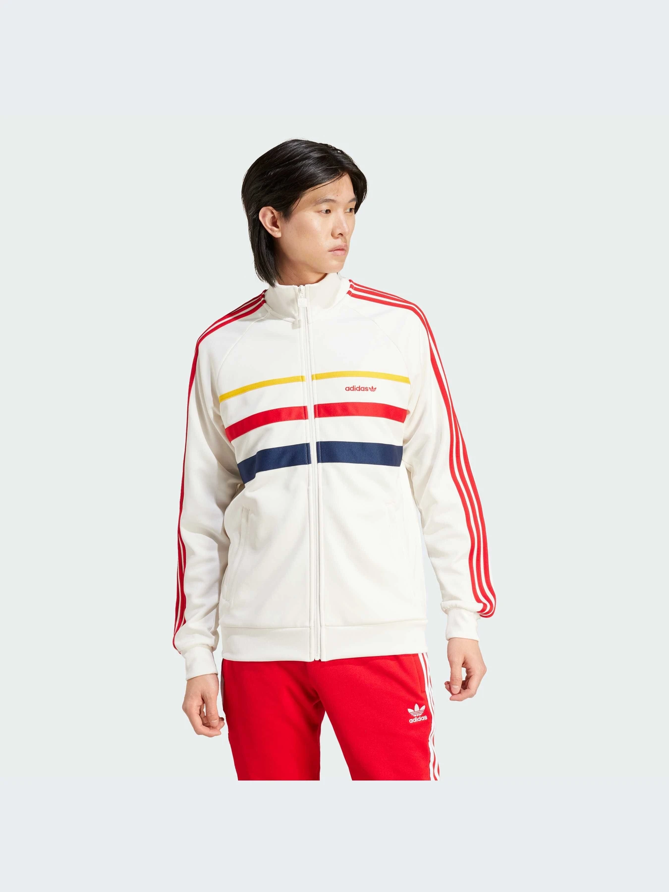 Худи и свитшоты Adidas модель IW3233 Худи и свитшоты Adidas модель IW3233 Фото