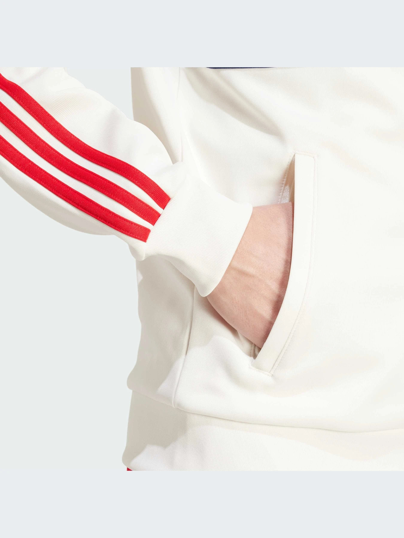 Худи и свитшоты Adidas модель IW3233 Худи и свитшоты Adidas модель IW3233 Фото