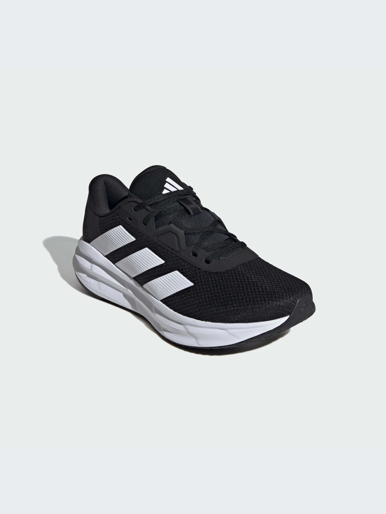 Кросівки Adidas Galaxy модель ID8760 Кросівки Adidas Galaxy модель ID8760 Фото